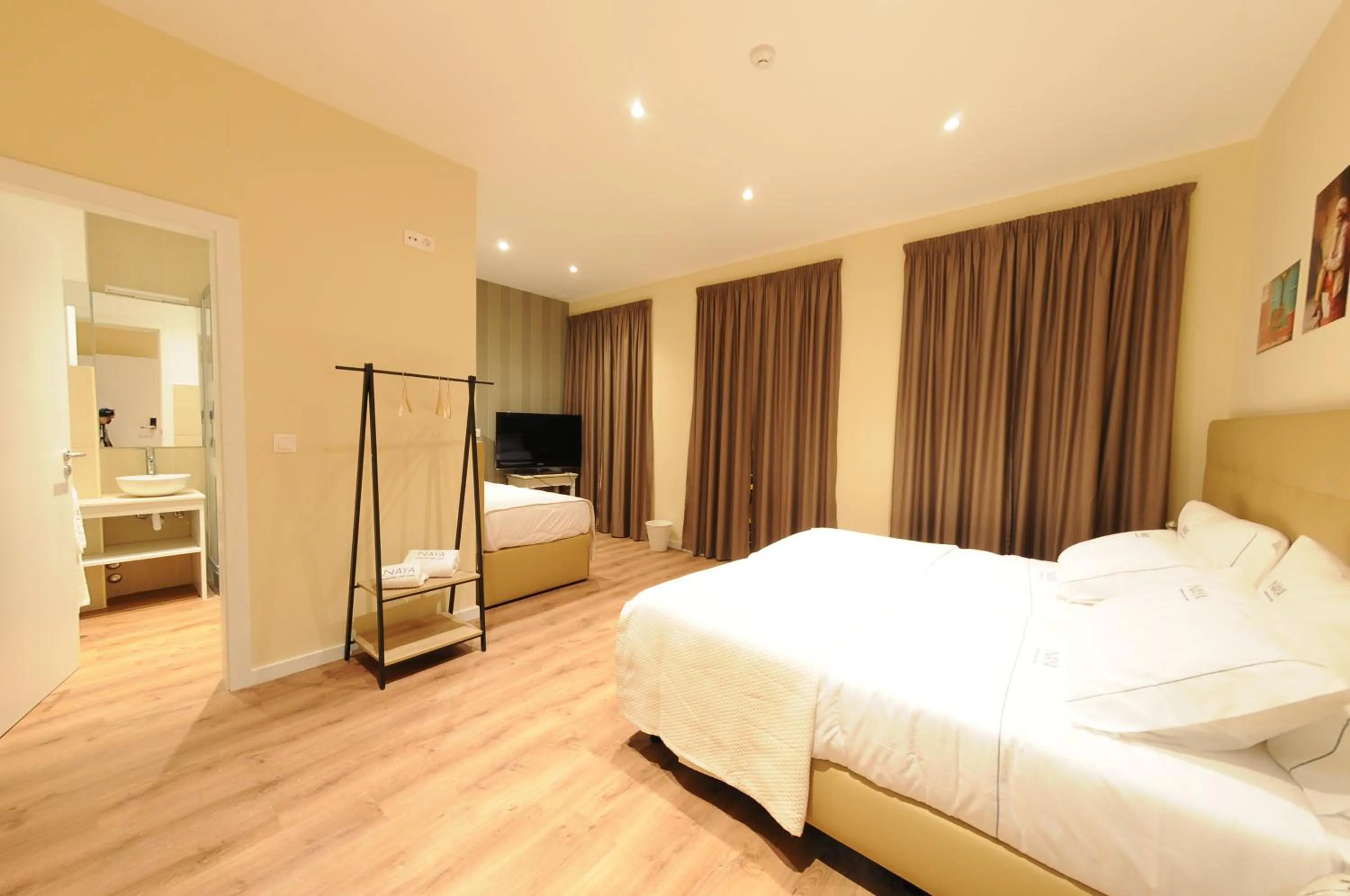 Bed in Naya-Downtown Guesthouse