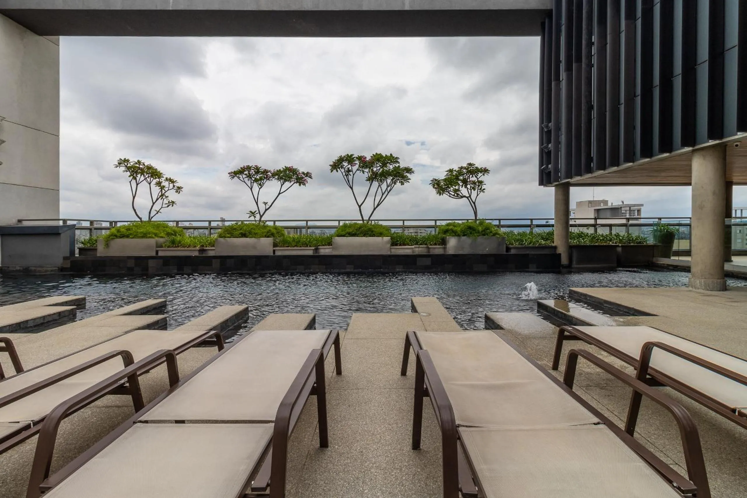 Downtown Republica Premium