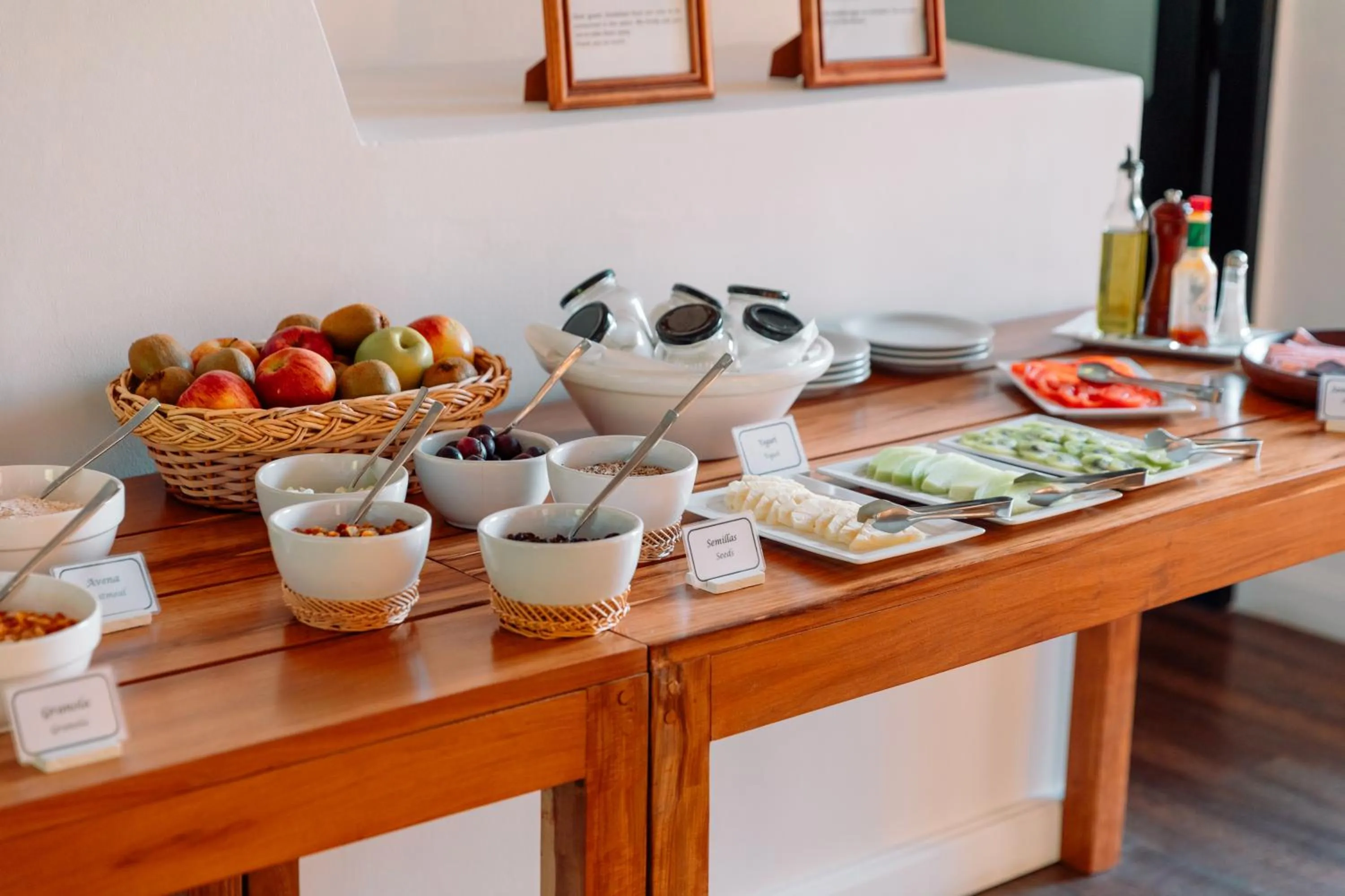 Breakfast in Hosteria El Puma