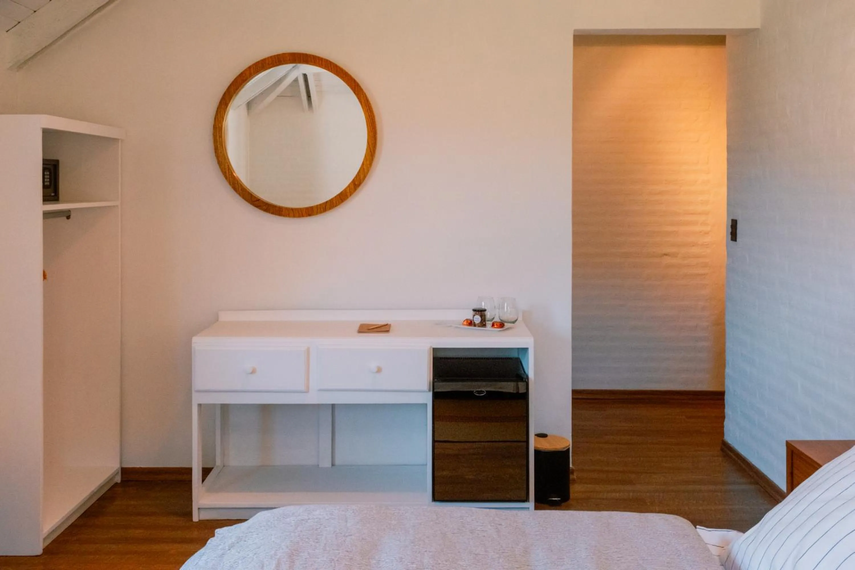 Decorative detail, Bed in Hosteria El Puma