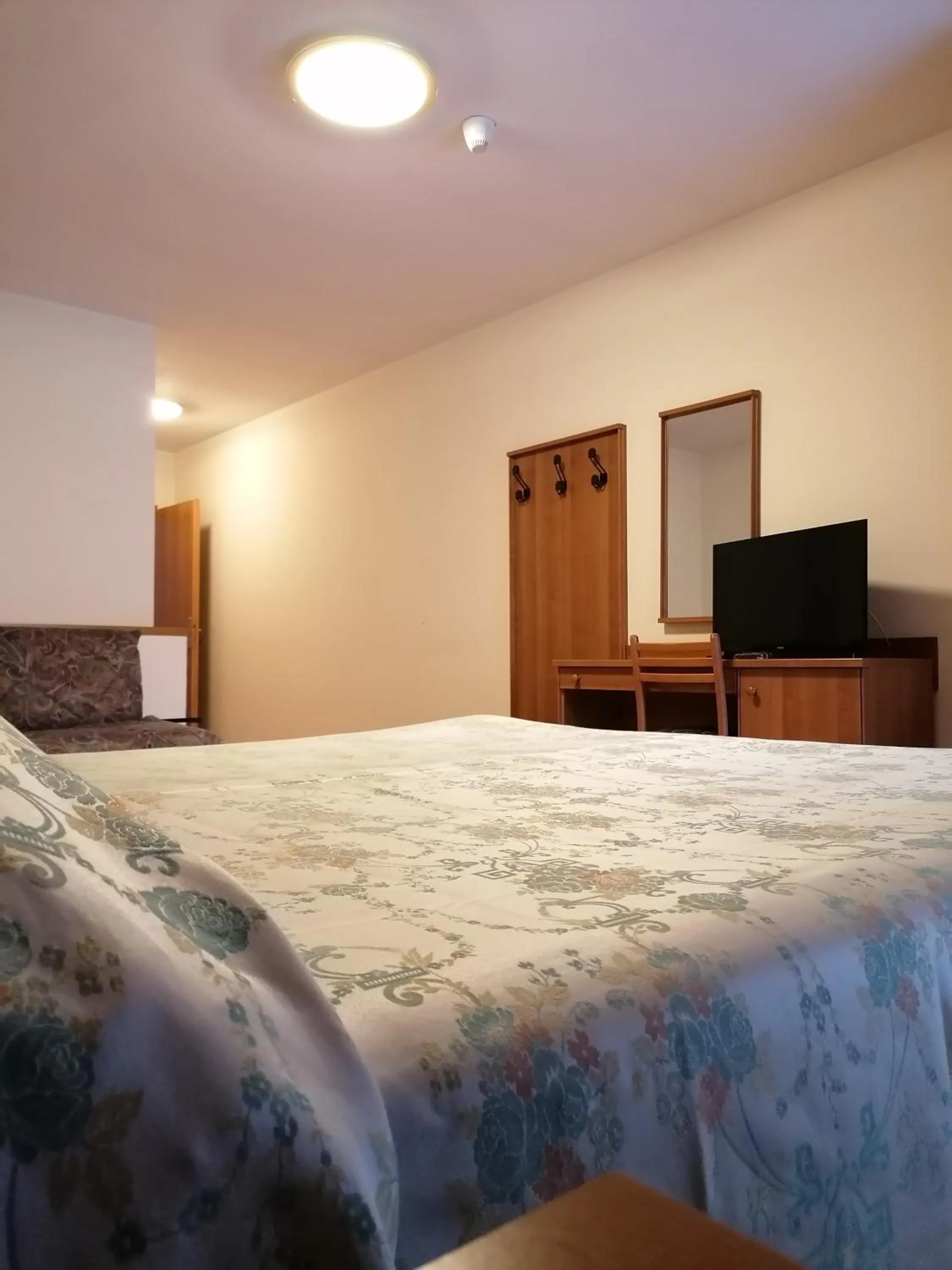 Photo of the whole room, Bed in Albergo Belvedere