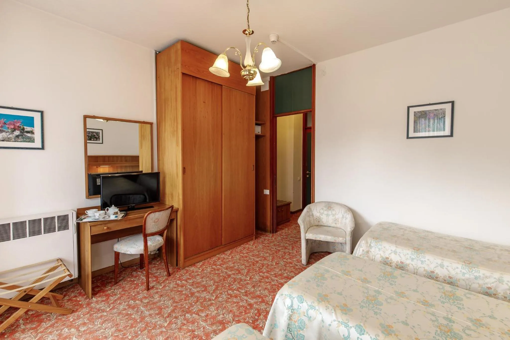 Bed in Albergo Belvedere