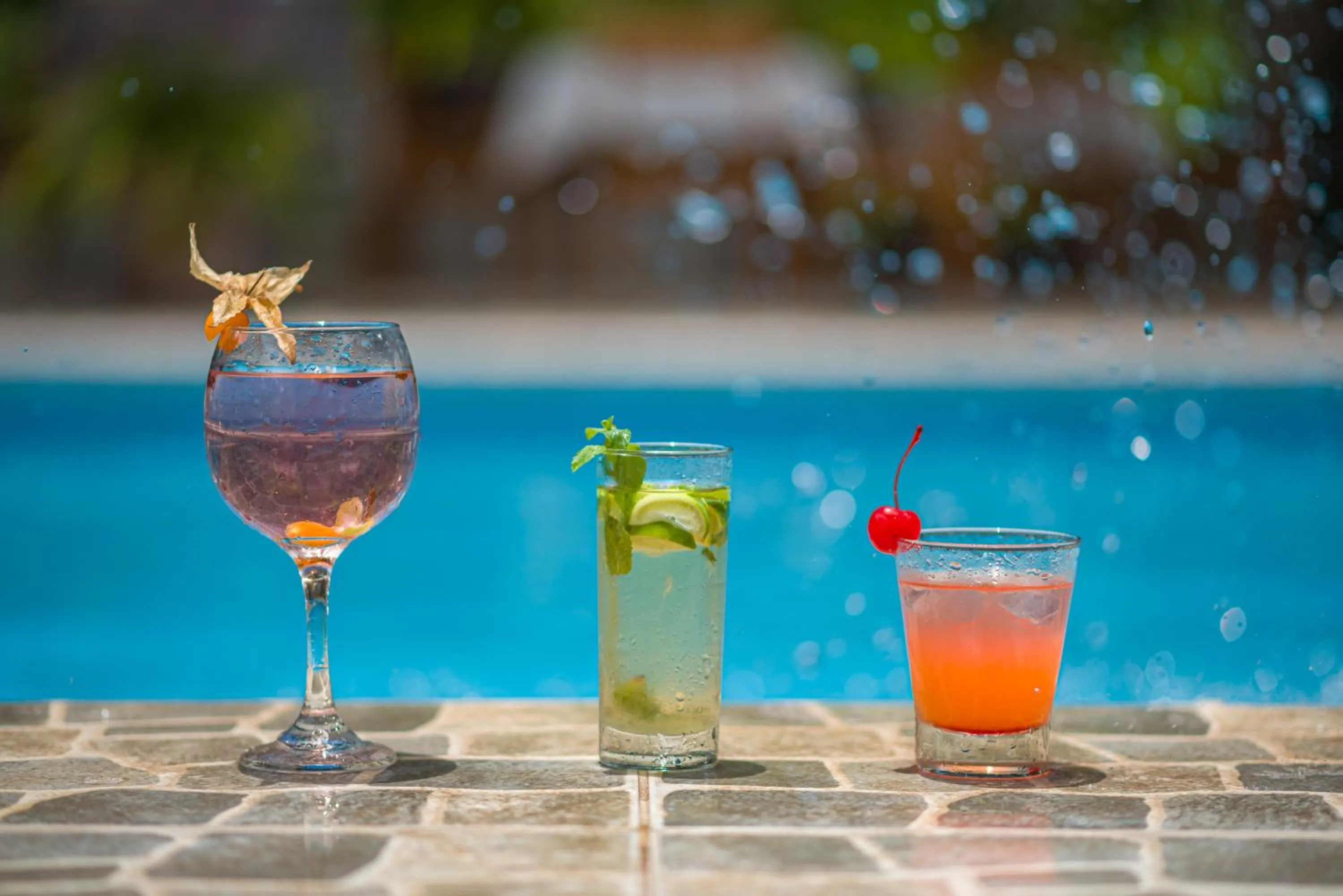Alcoholic drinks in Colina de Montalva Casa Hotel