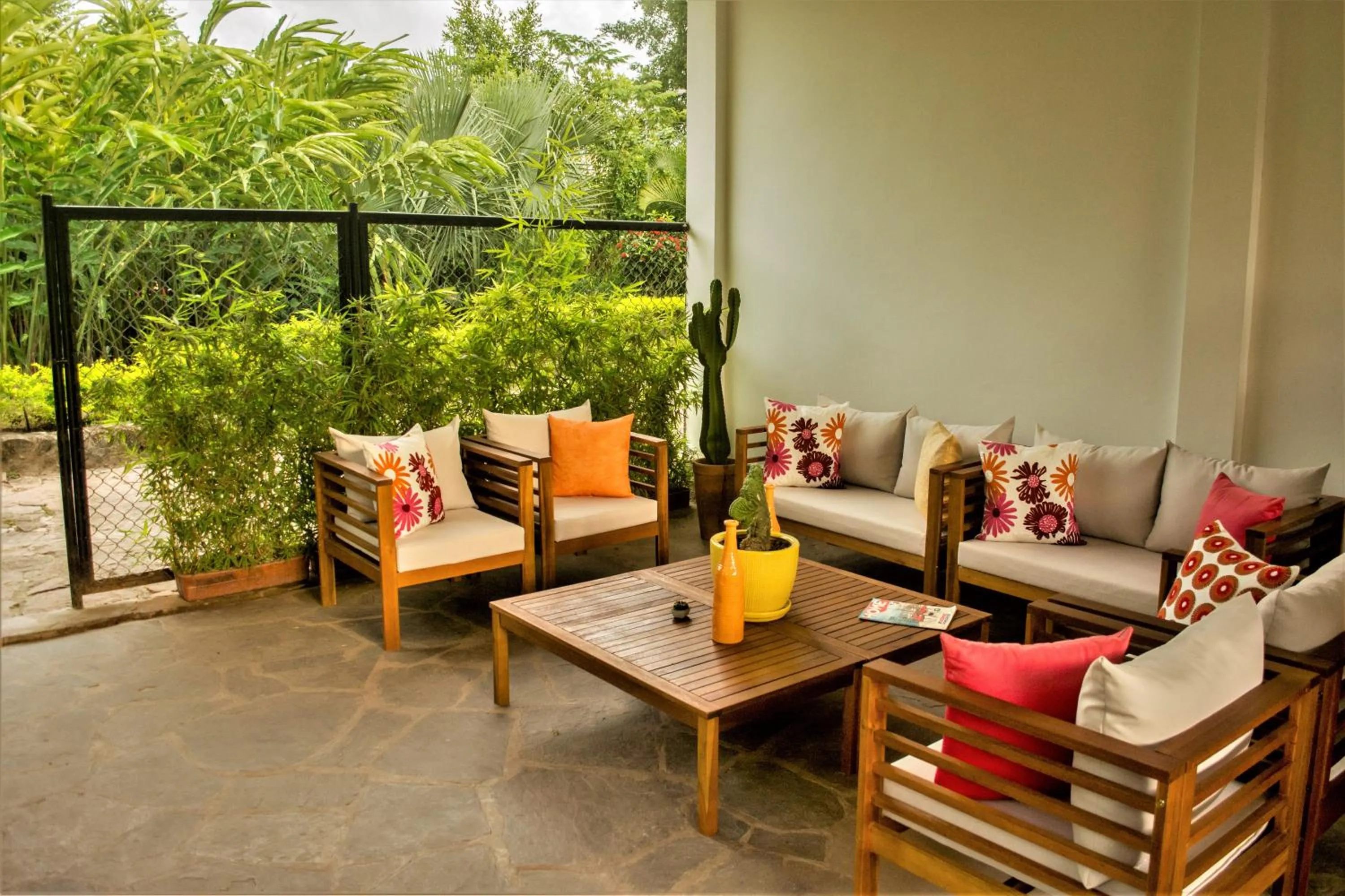 Seating area in Colina de Montalva Casa Hotel