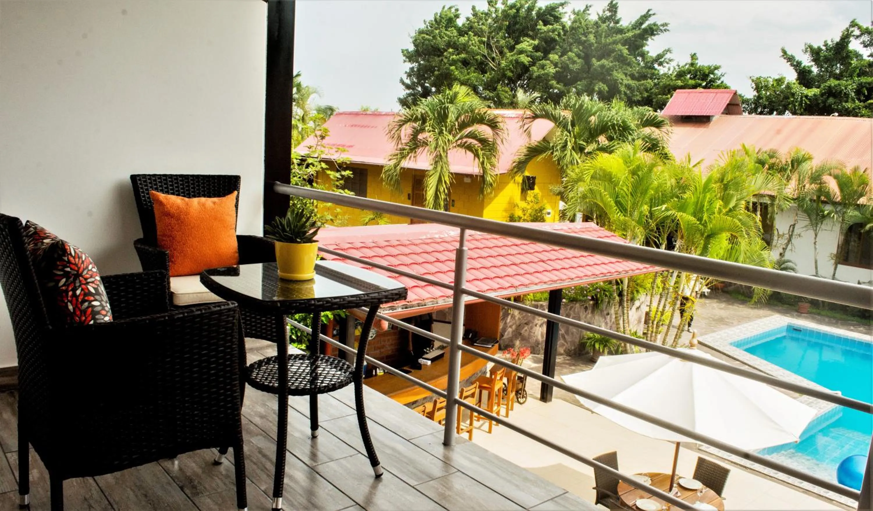Balcony/Terrace in Colina de Montalva Casa Hotel