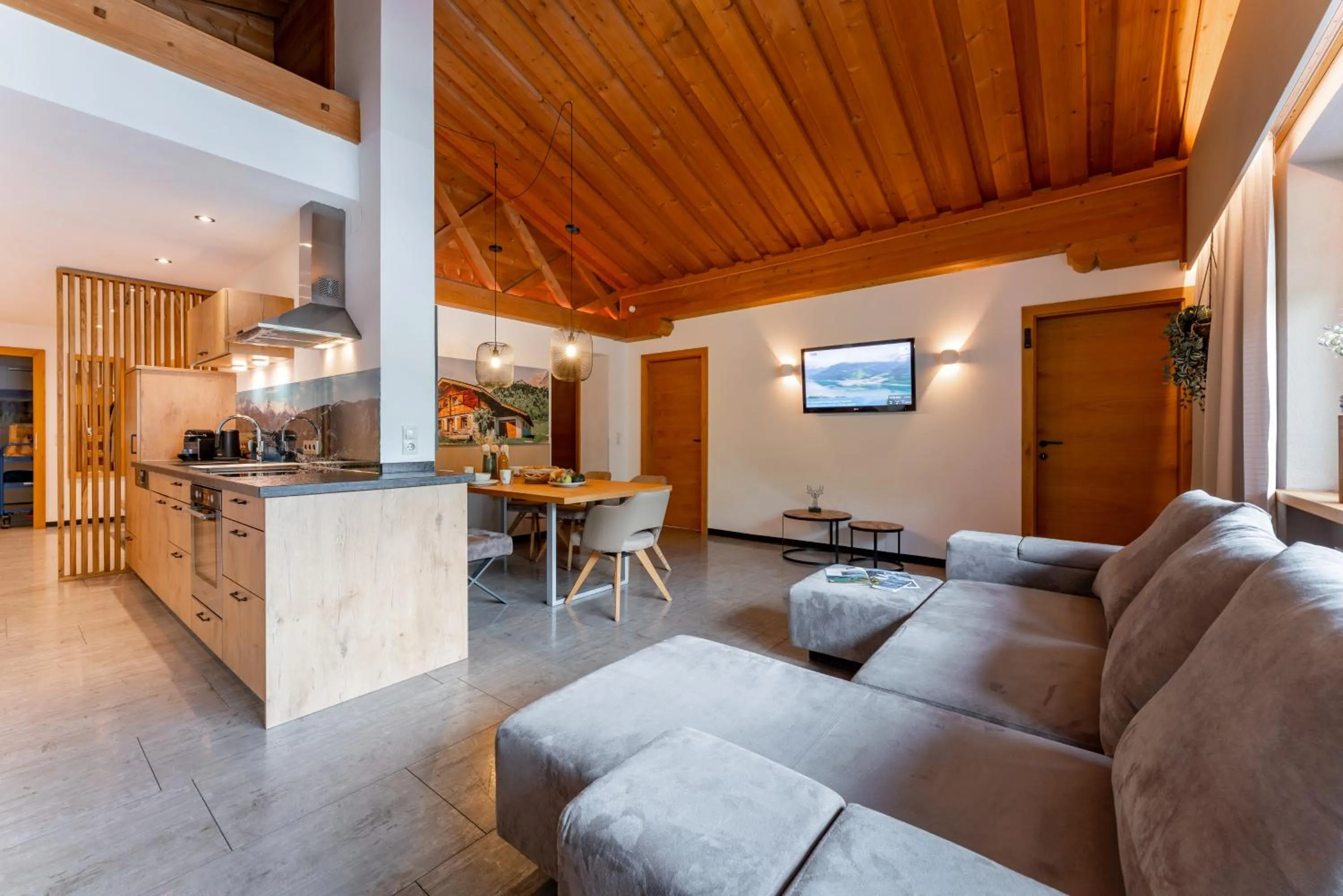 Kitchen or kitchenette in Alm Appartements ZellamSee