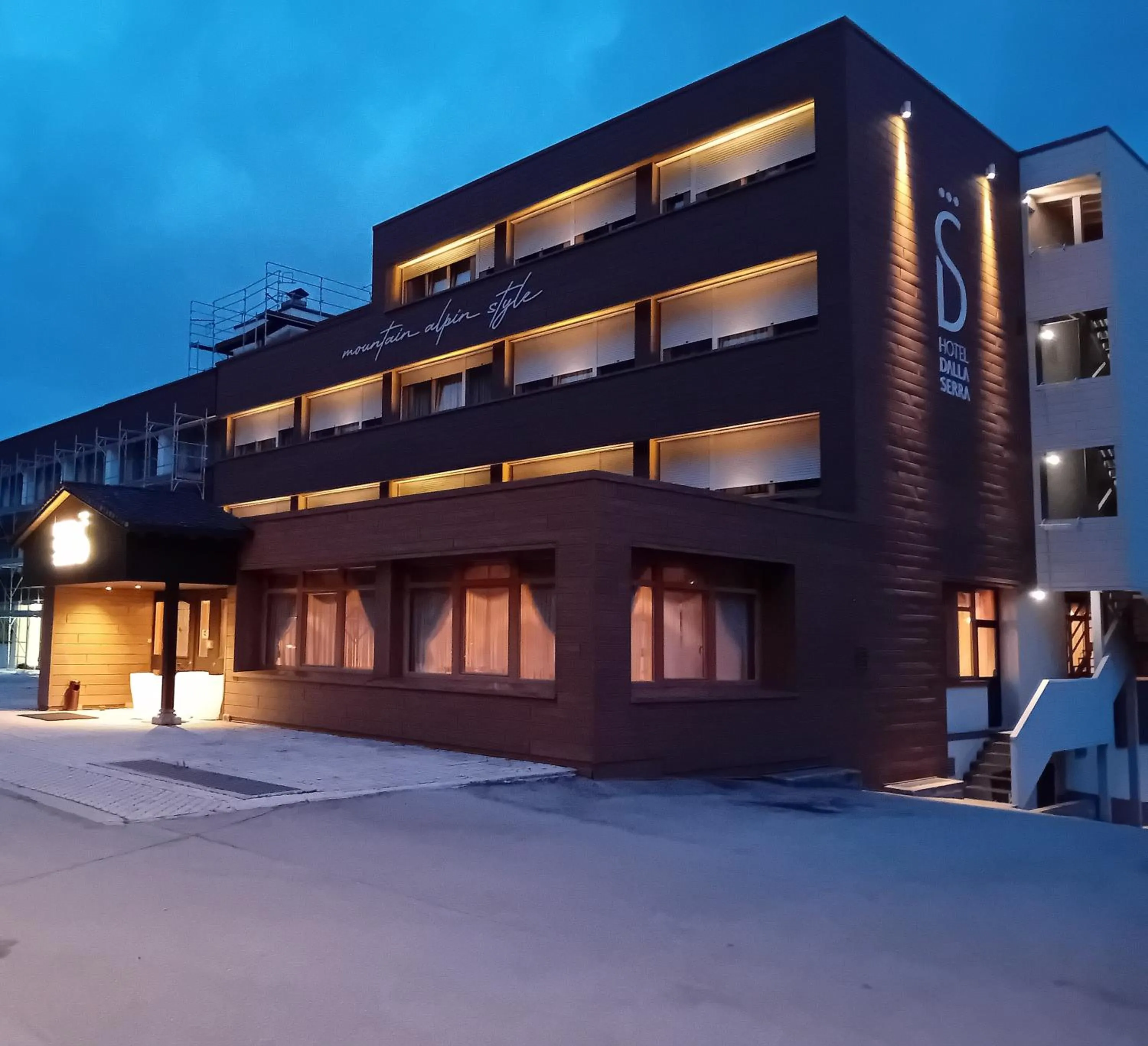 Property building in Hotel Dalla Serra