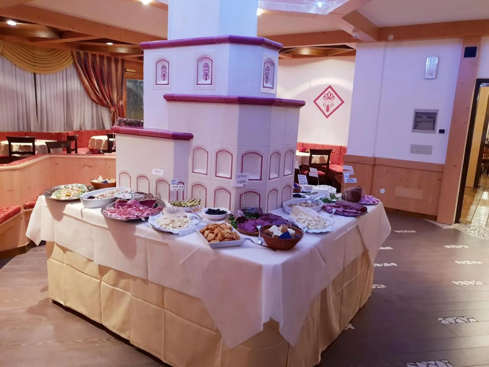 Lounge or bar in Hotel Dalla Serra