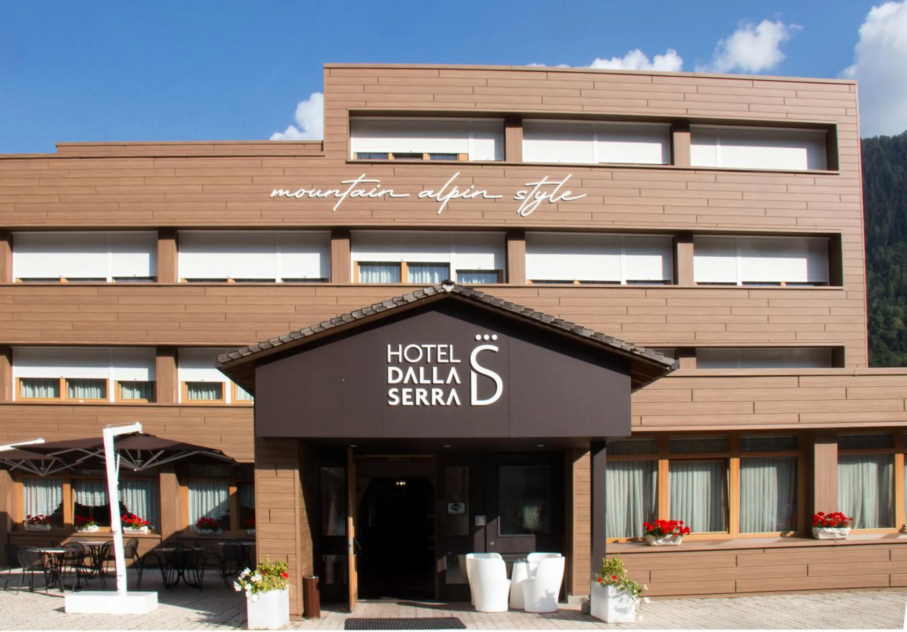 Property building in Hotel Dalla Serra
