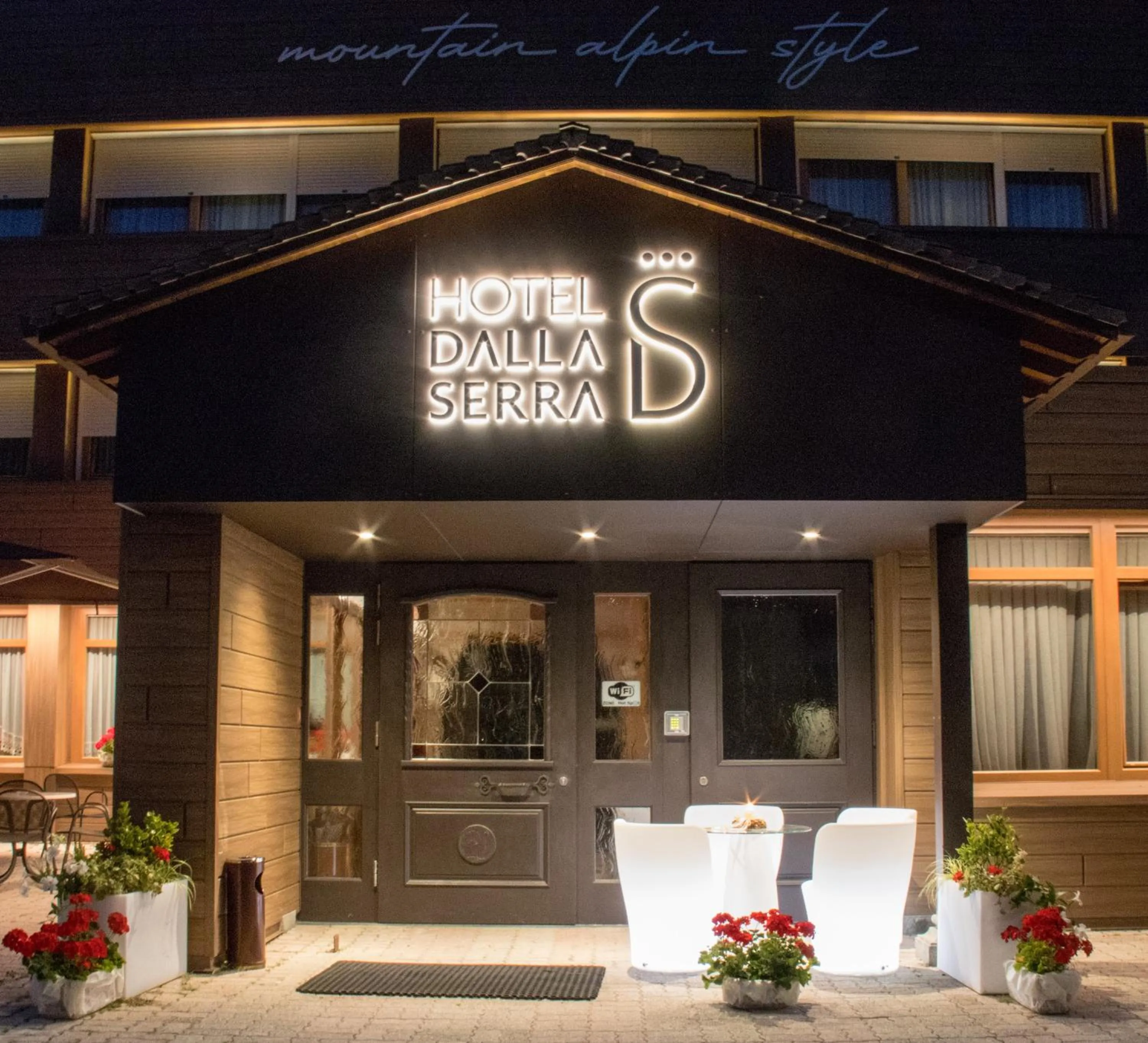 Property logo or sign in Hotel Dalla Serra