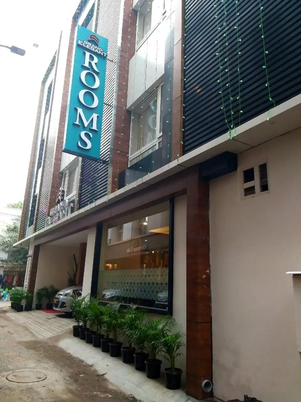 GRAND ELEGANT GRAND ELEGANT