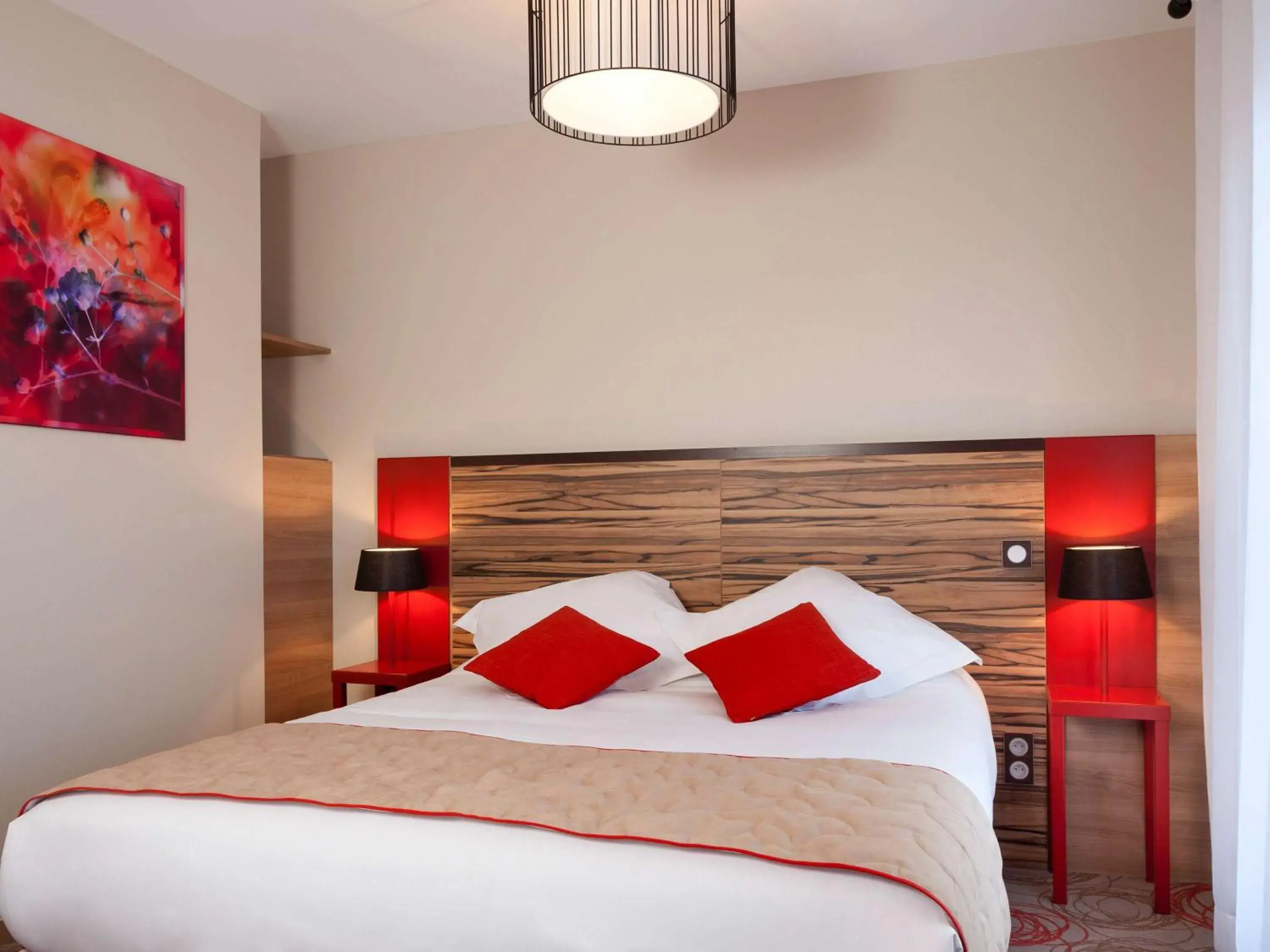 Bedroom, Bed in Aparthotel Adagio Lyon Patio Confluence Bedroom, Bed in Aparthotel Adagio Lyon Patio Confluence