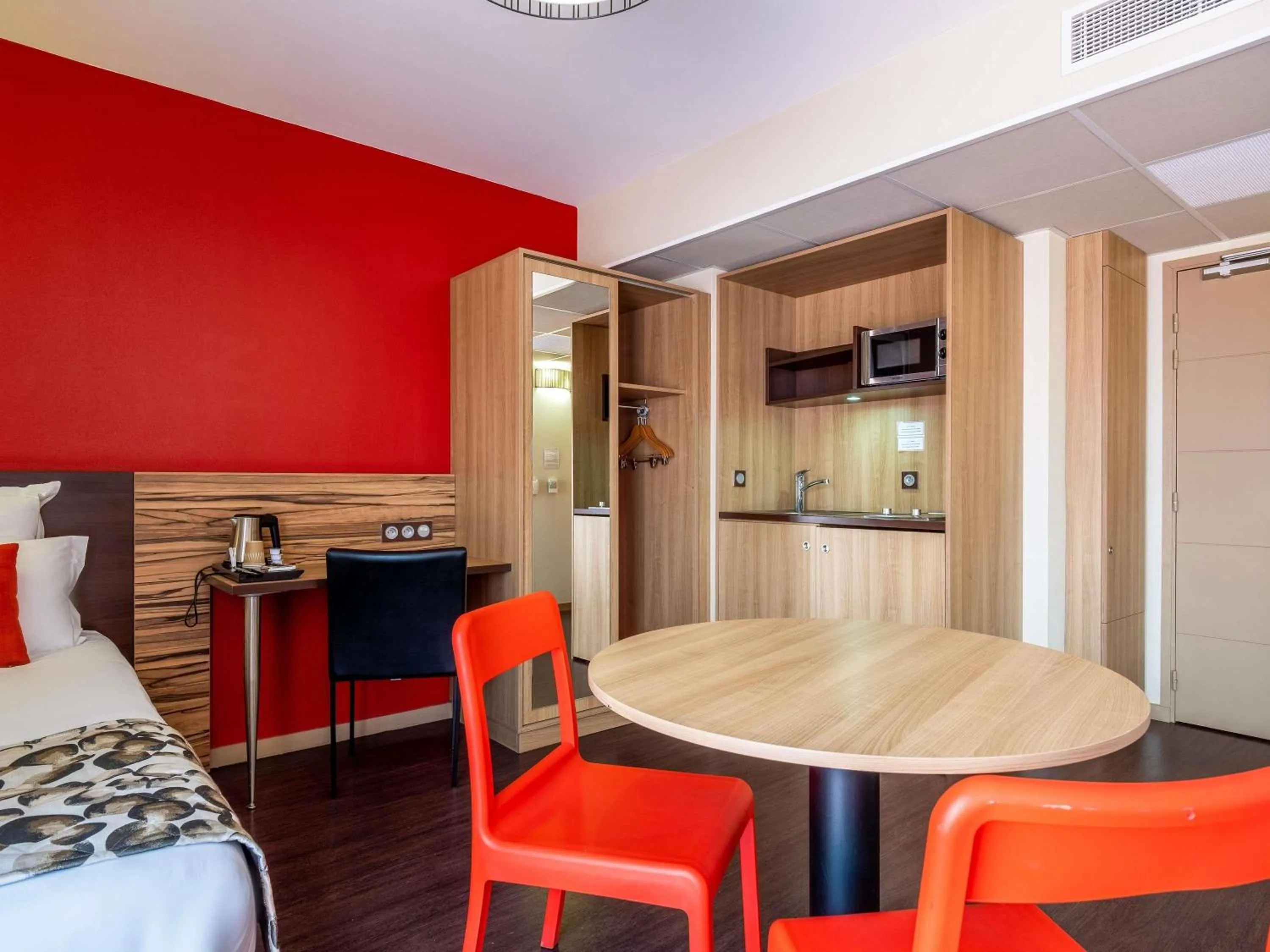 Bedroom in Aparthotel Adagio Lyon Patio Confluence