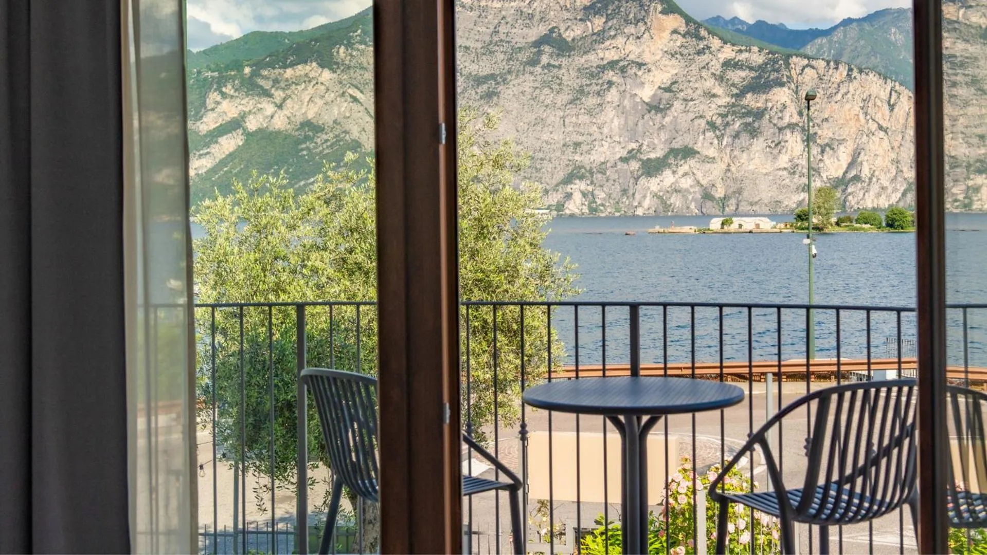 June Stay Lake Garda