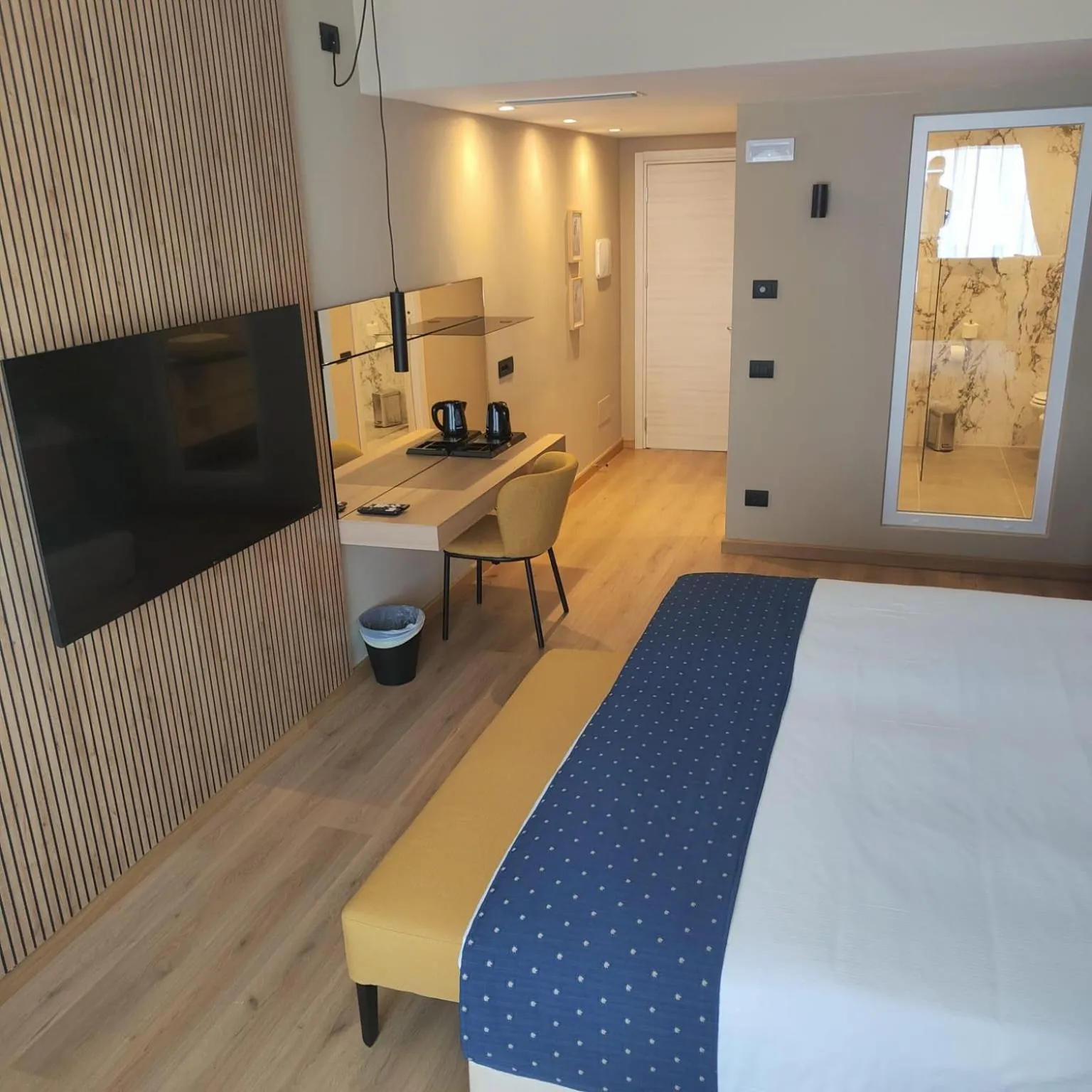 TV and multimedia, Bed in Lido International