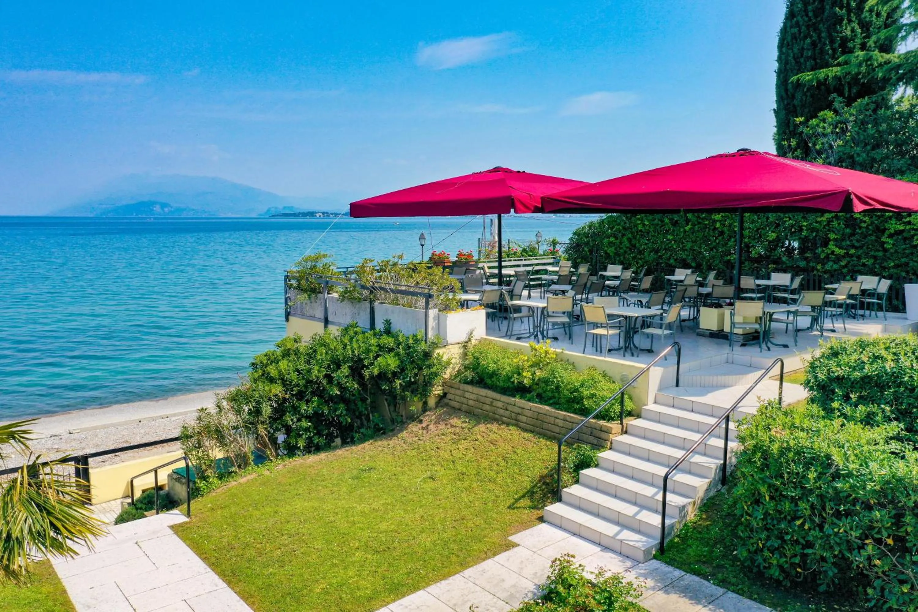 Patio in Lido International