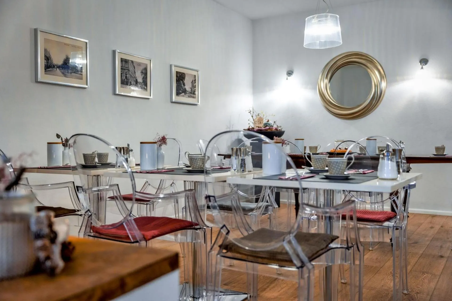 Breakfast in Designhotel 1690 & Apartments