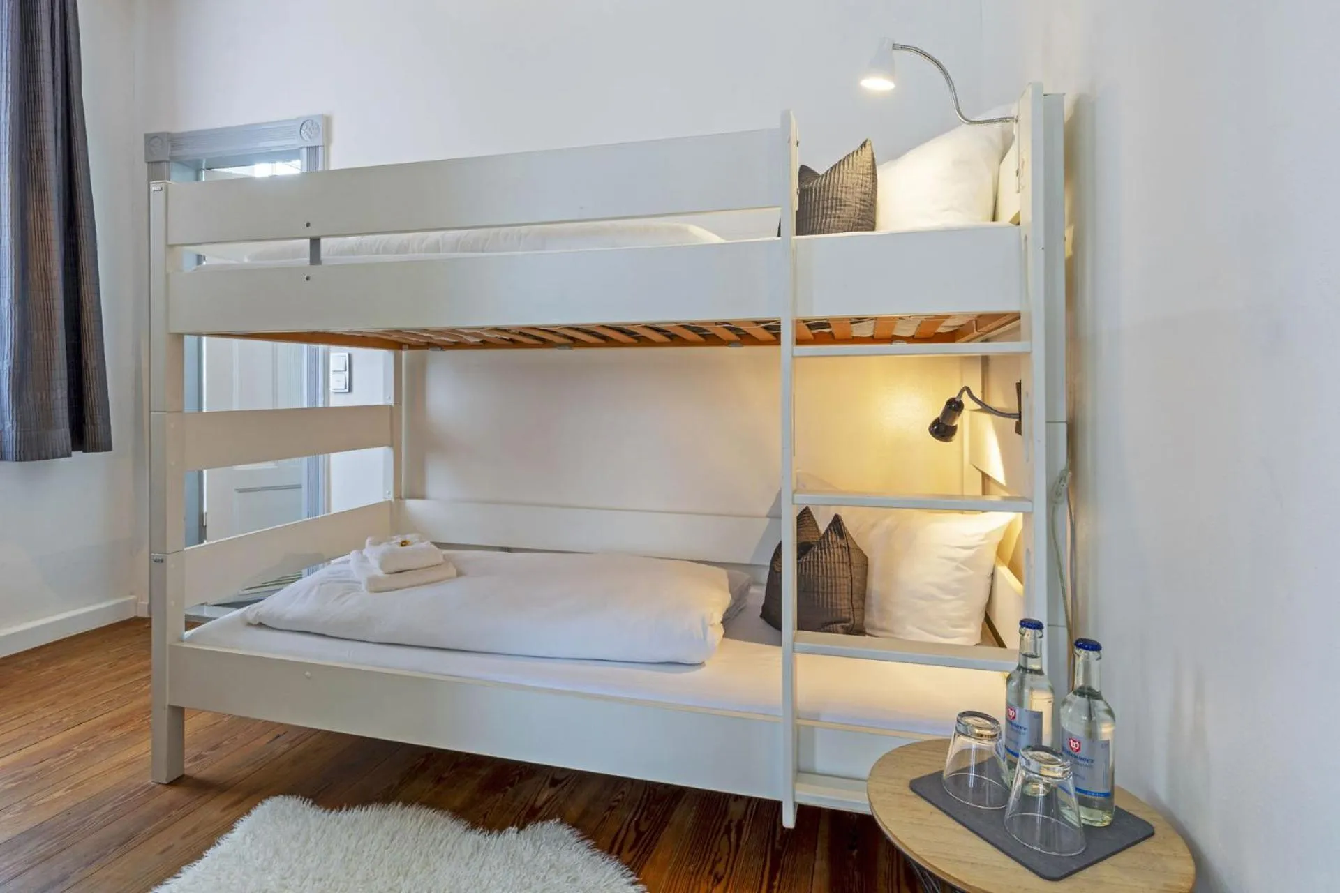 Bedroom, Bed in Designhotel 1690 & Apartments