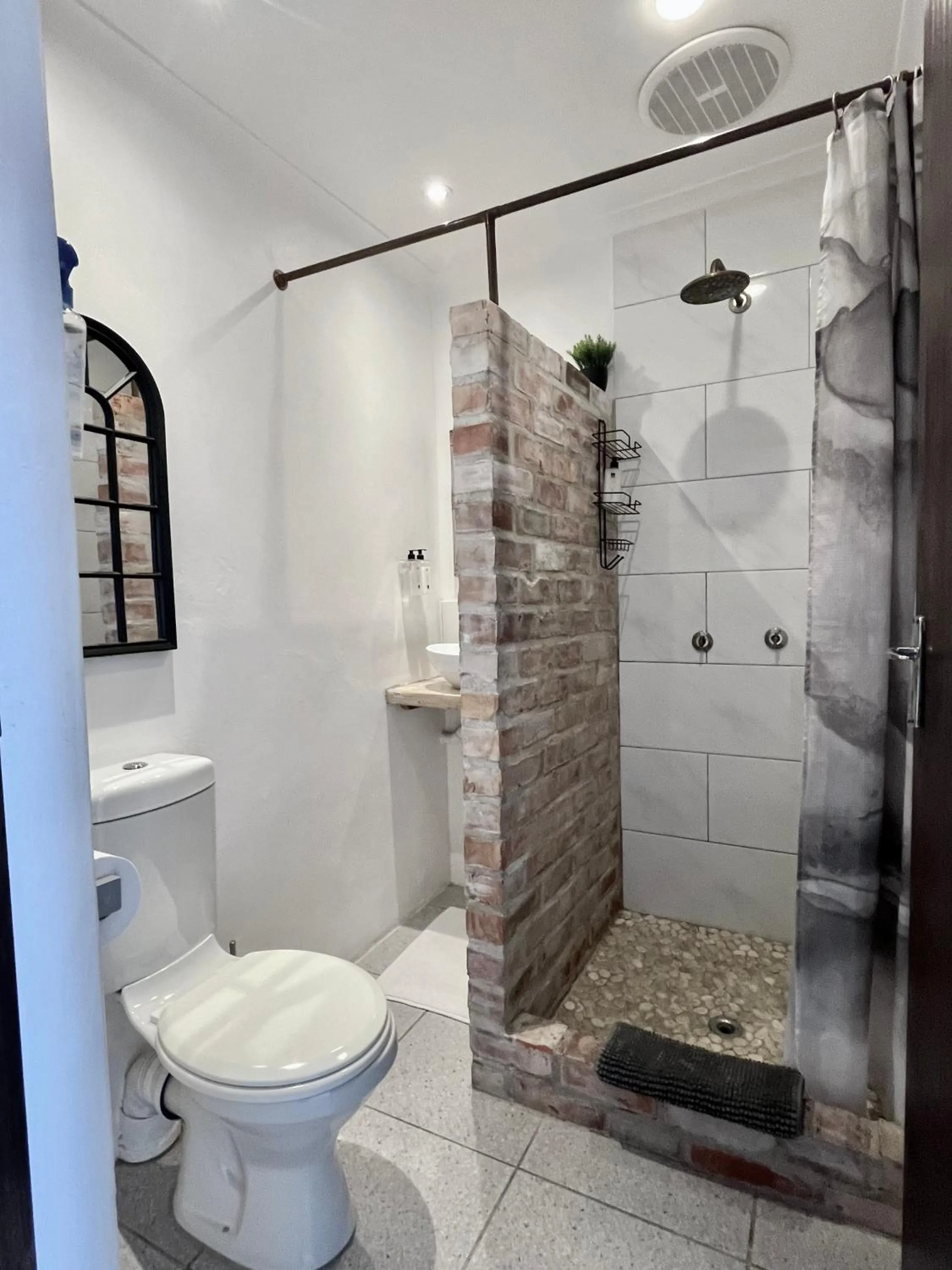 Dolphin Circle Bed and Breakfast