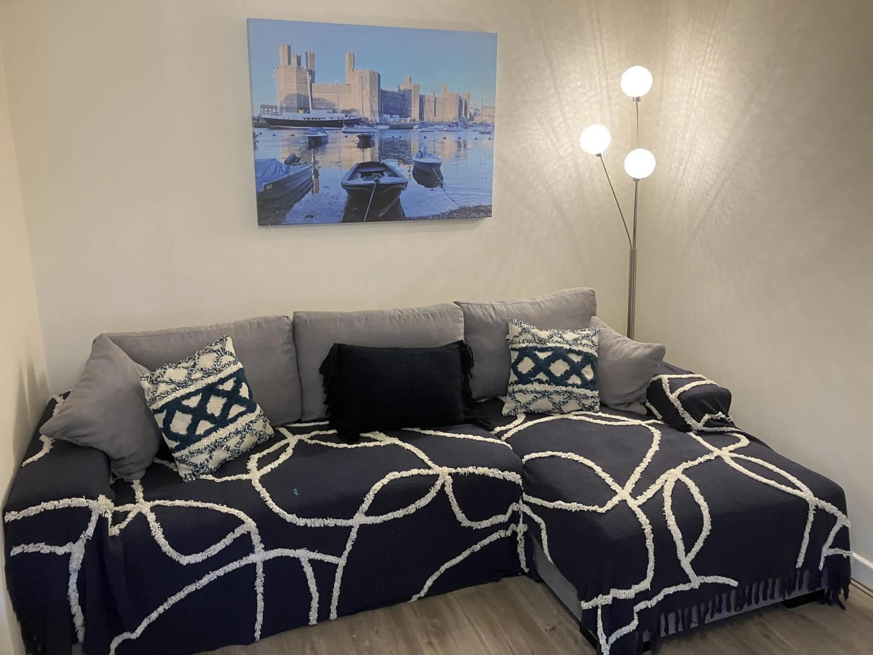 Living room, Bed in Chapel St Apartments