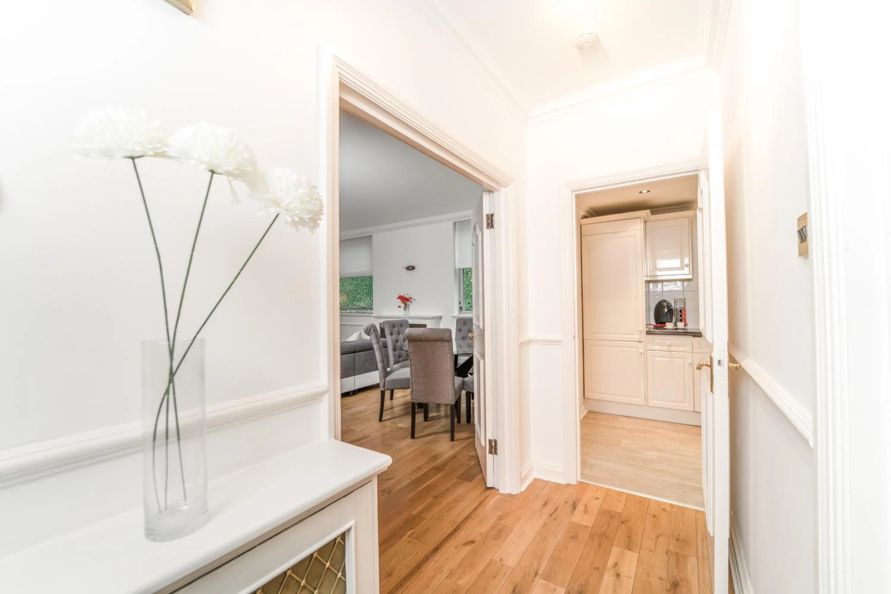 Area and facilities in Stay in bond street