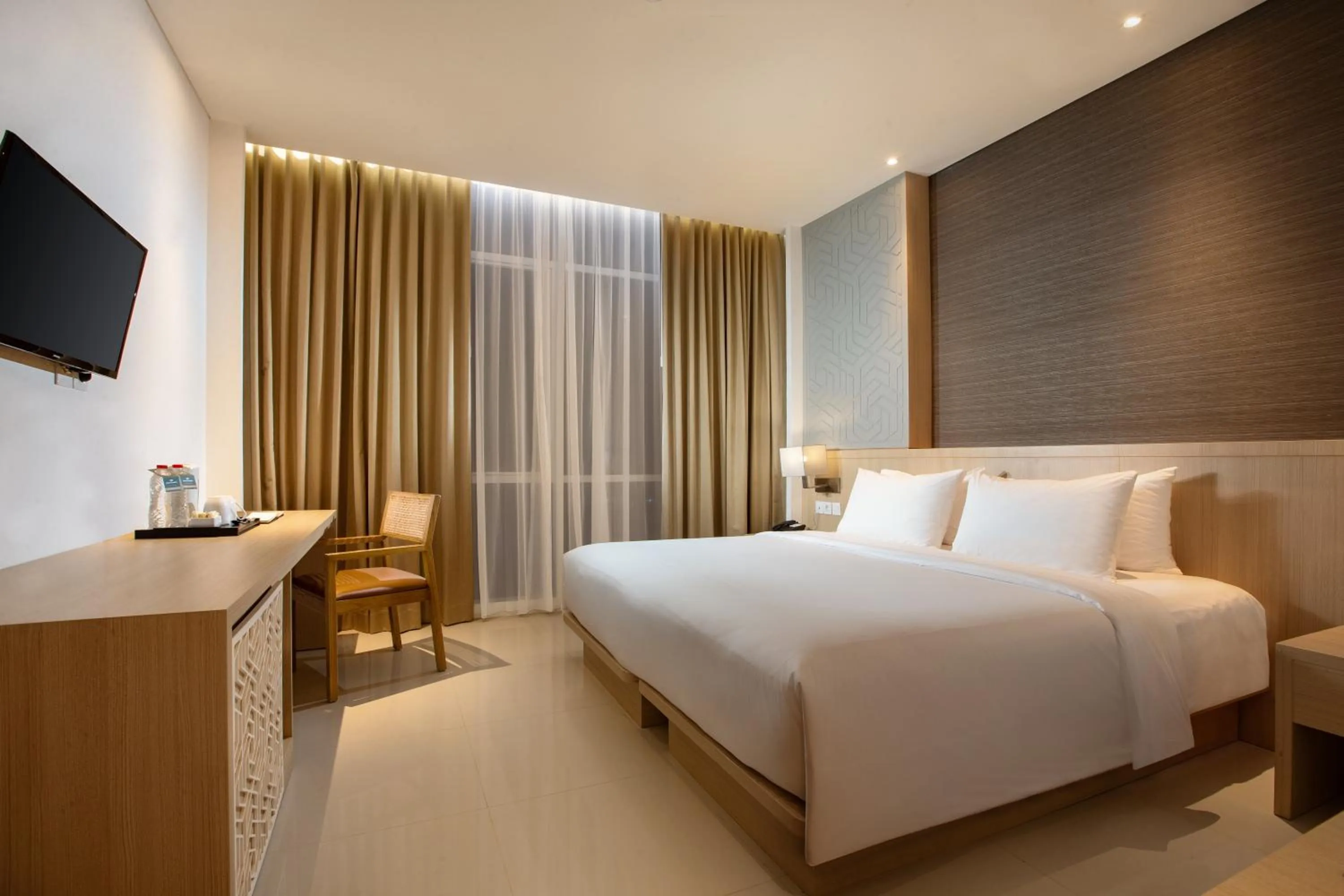 Bed in Hotel Santika Gresik