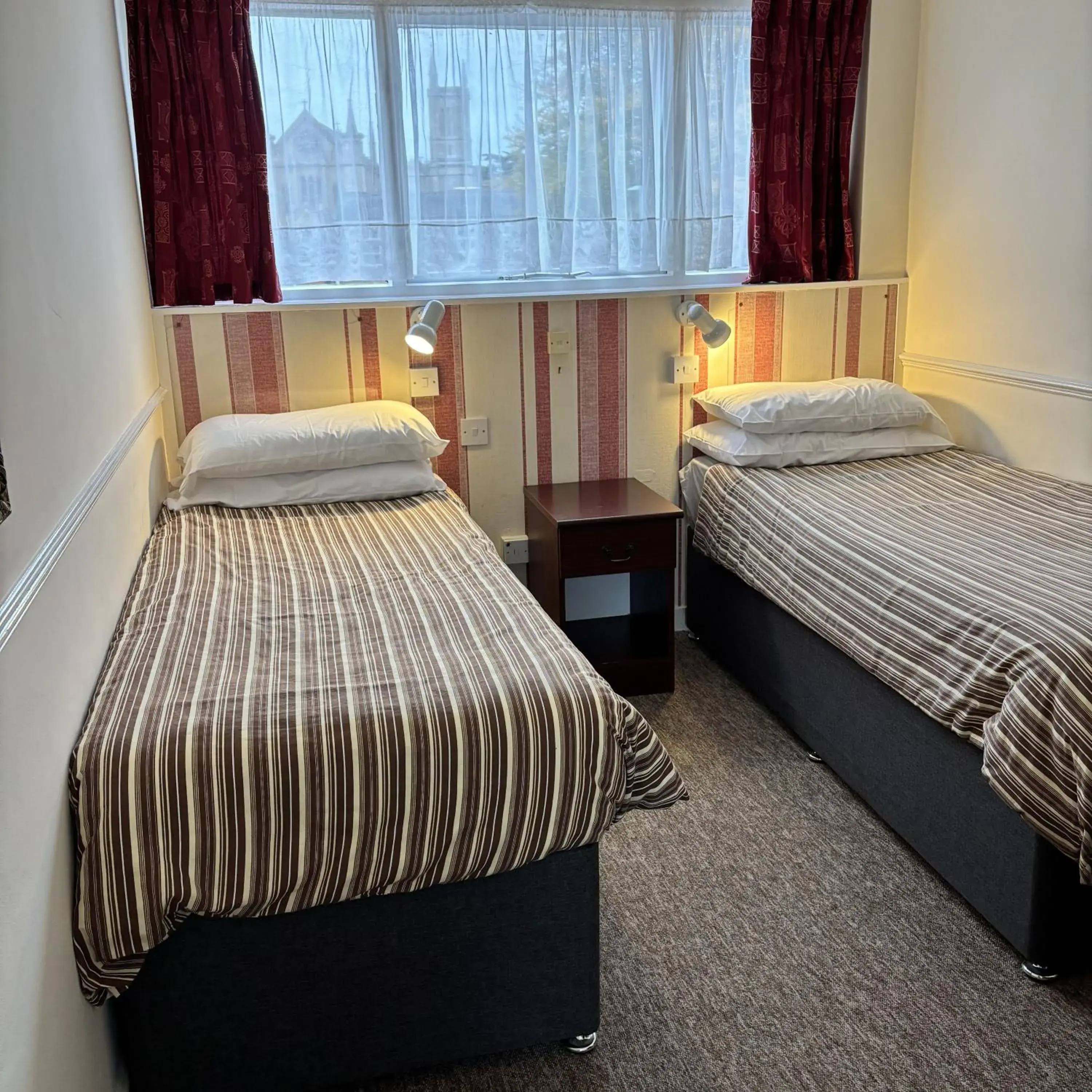 Twin Room in The Old Lamb Twin Room in The Old Lamb