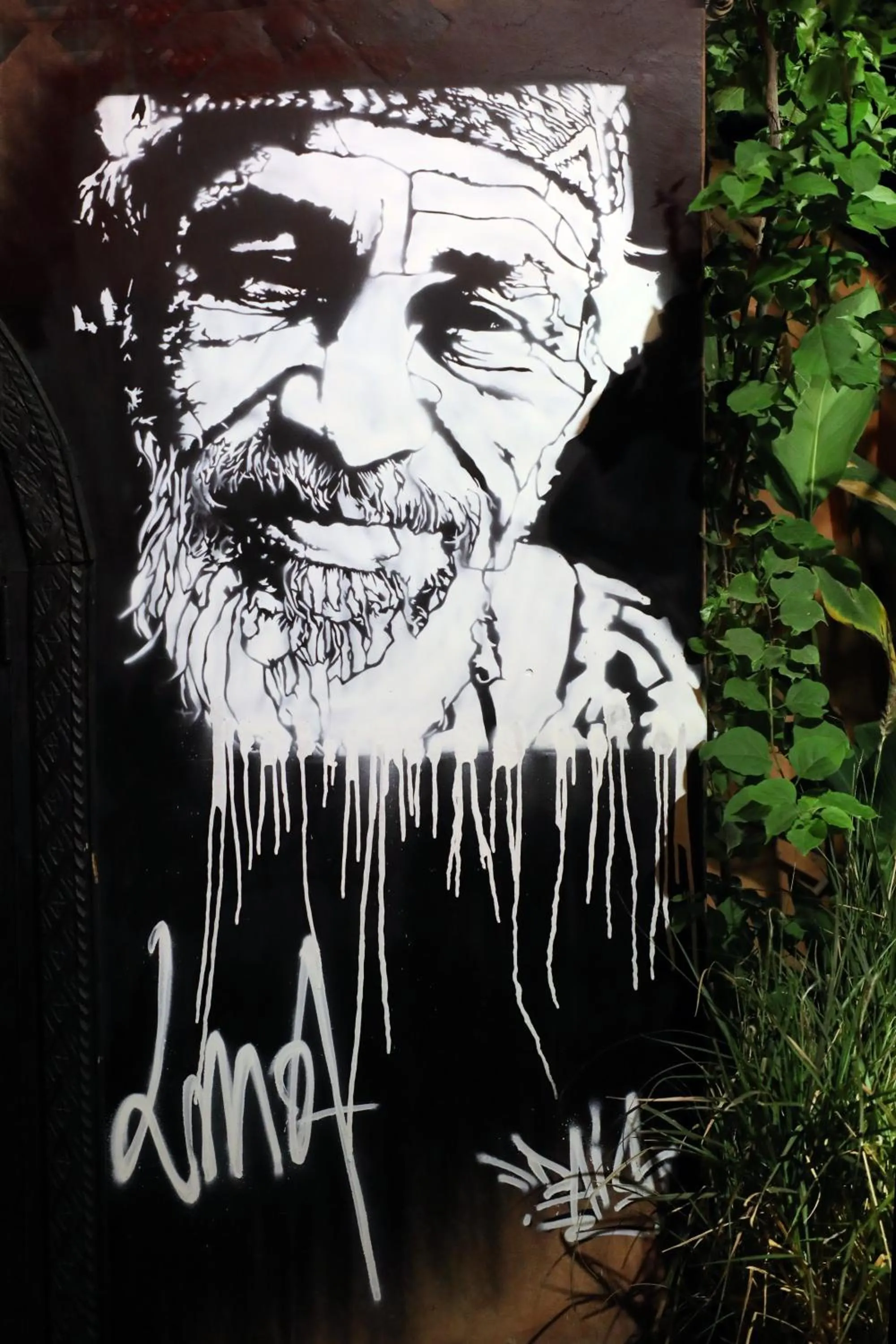 Restaurant/places to eat in Riad Monceau