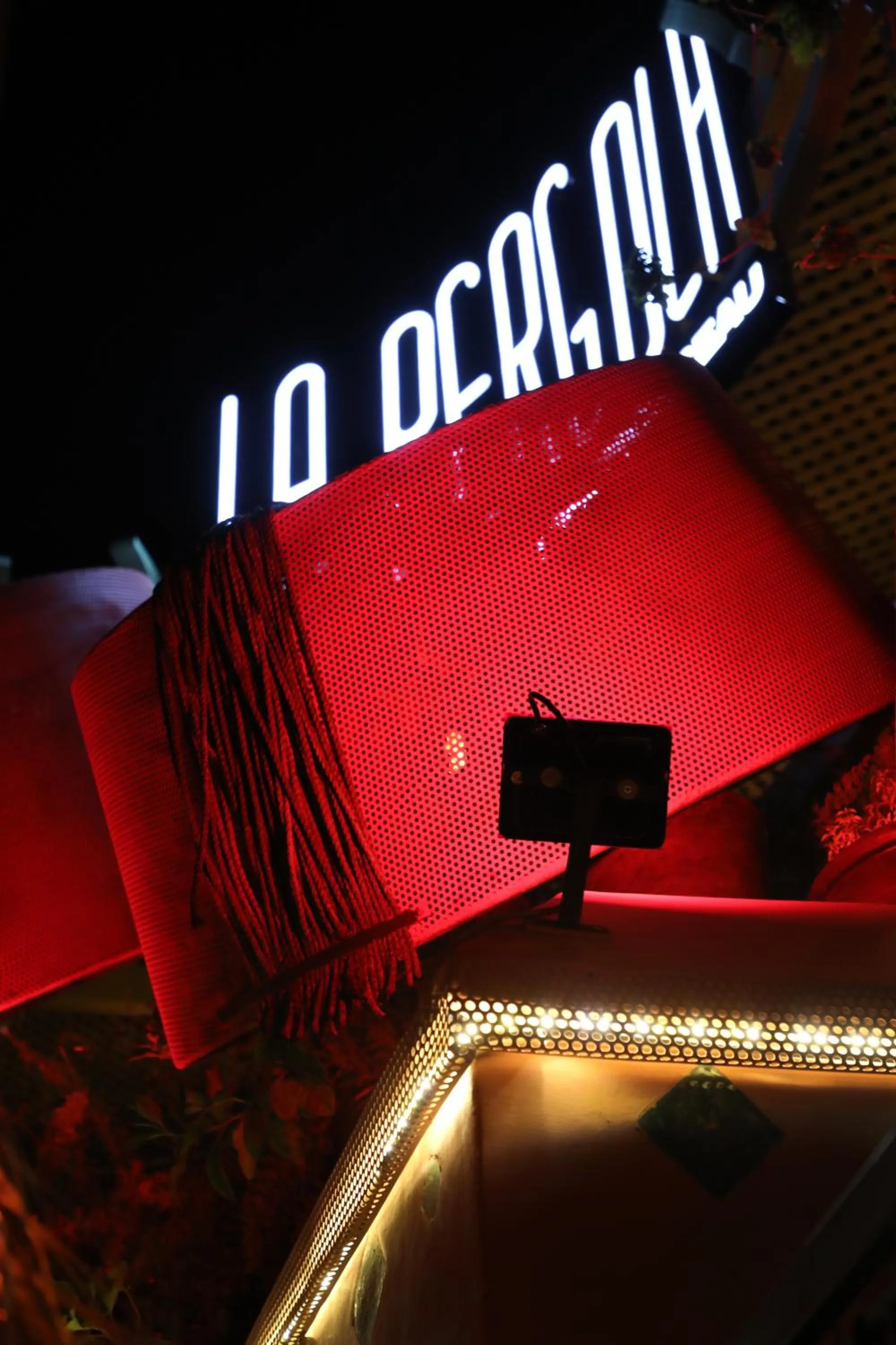 Restaurant/places to eat in Riad Monceau