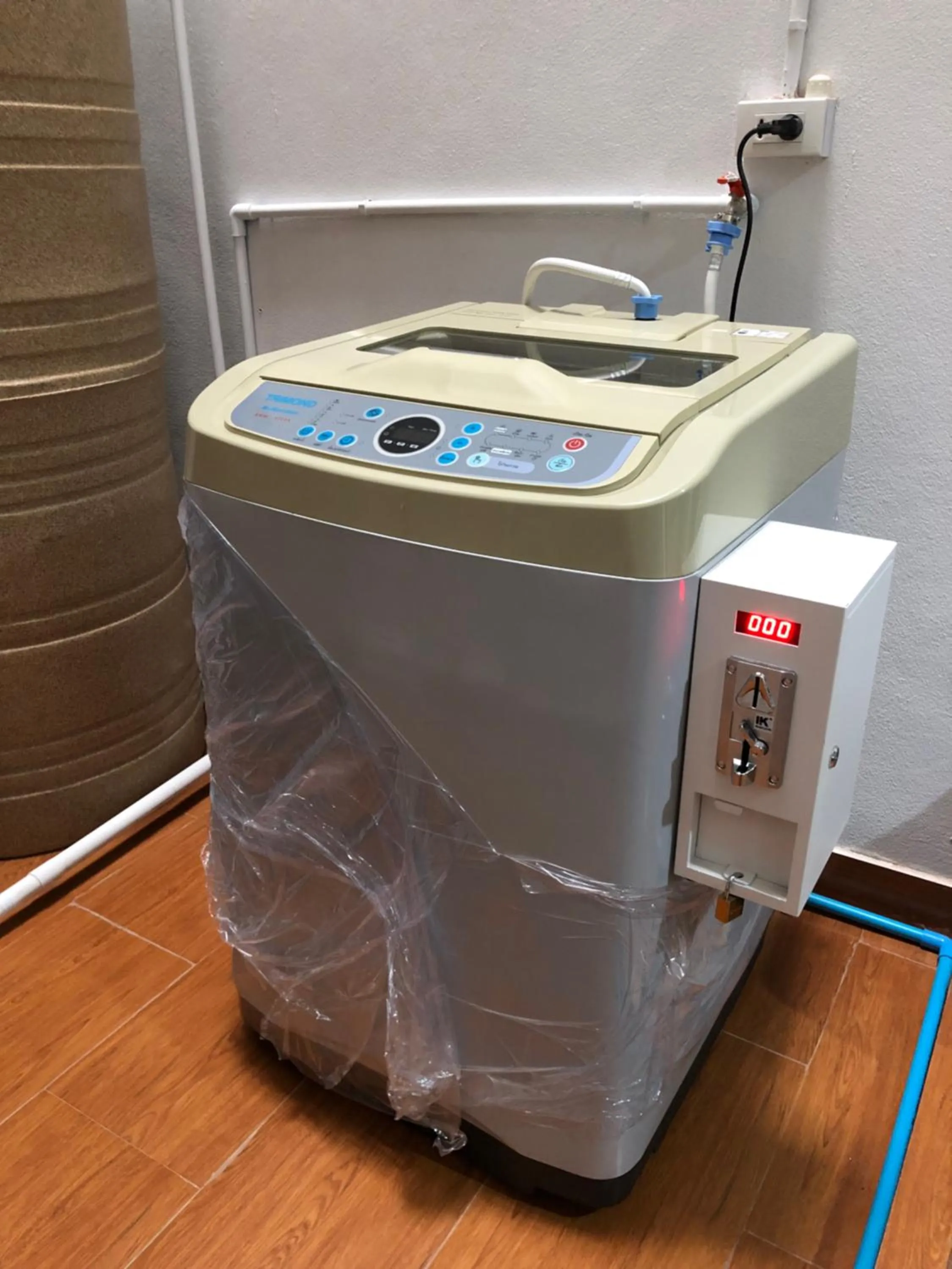 washing machine in Rabbit Hotel