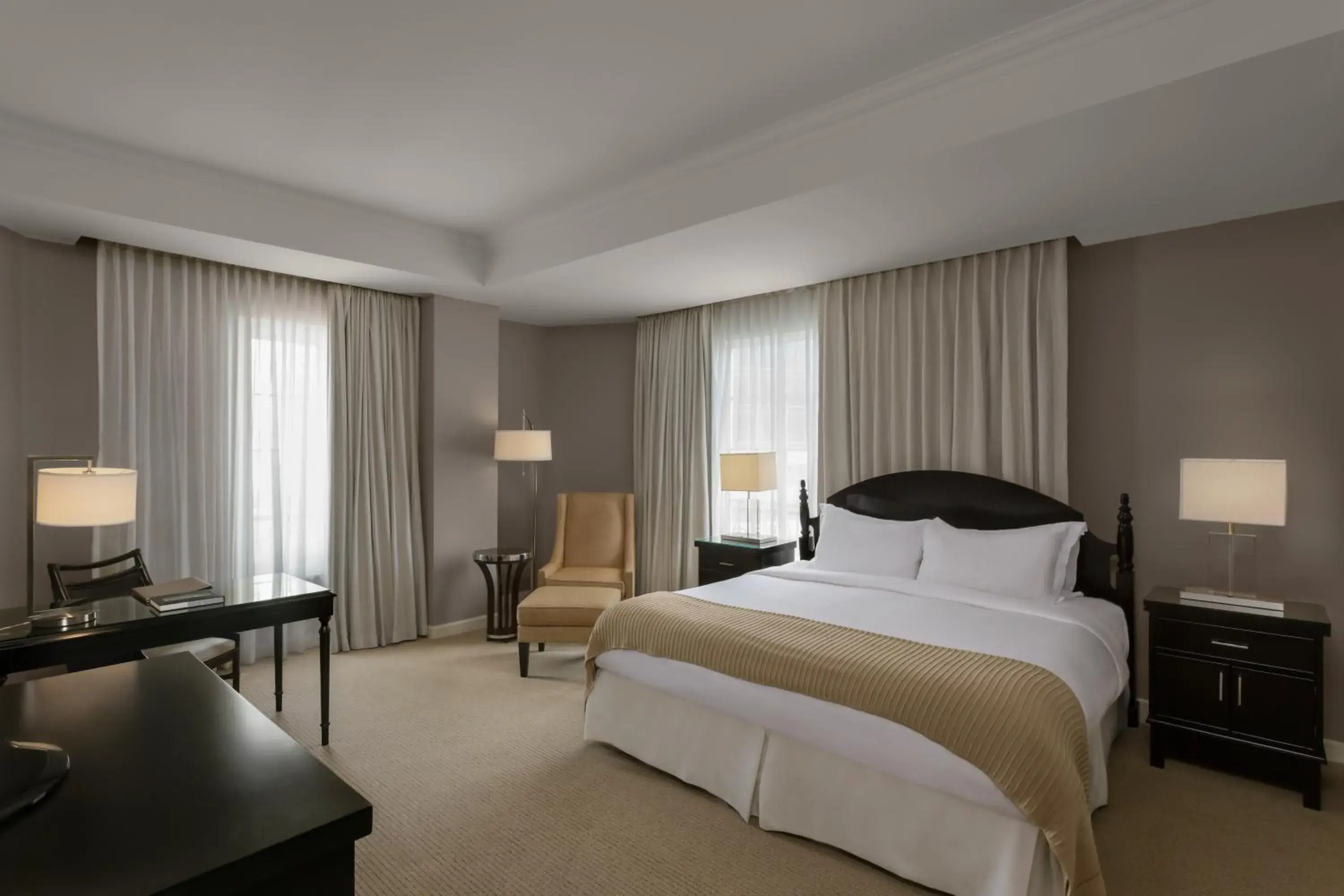 Deluxe Classic King Room - Non-Smoking in Bristol Panama, a Registry Collection Hotel Deluxe Classic King Room - Non-Smoking in Bristol Panama, a Registry Collection Hotel