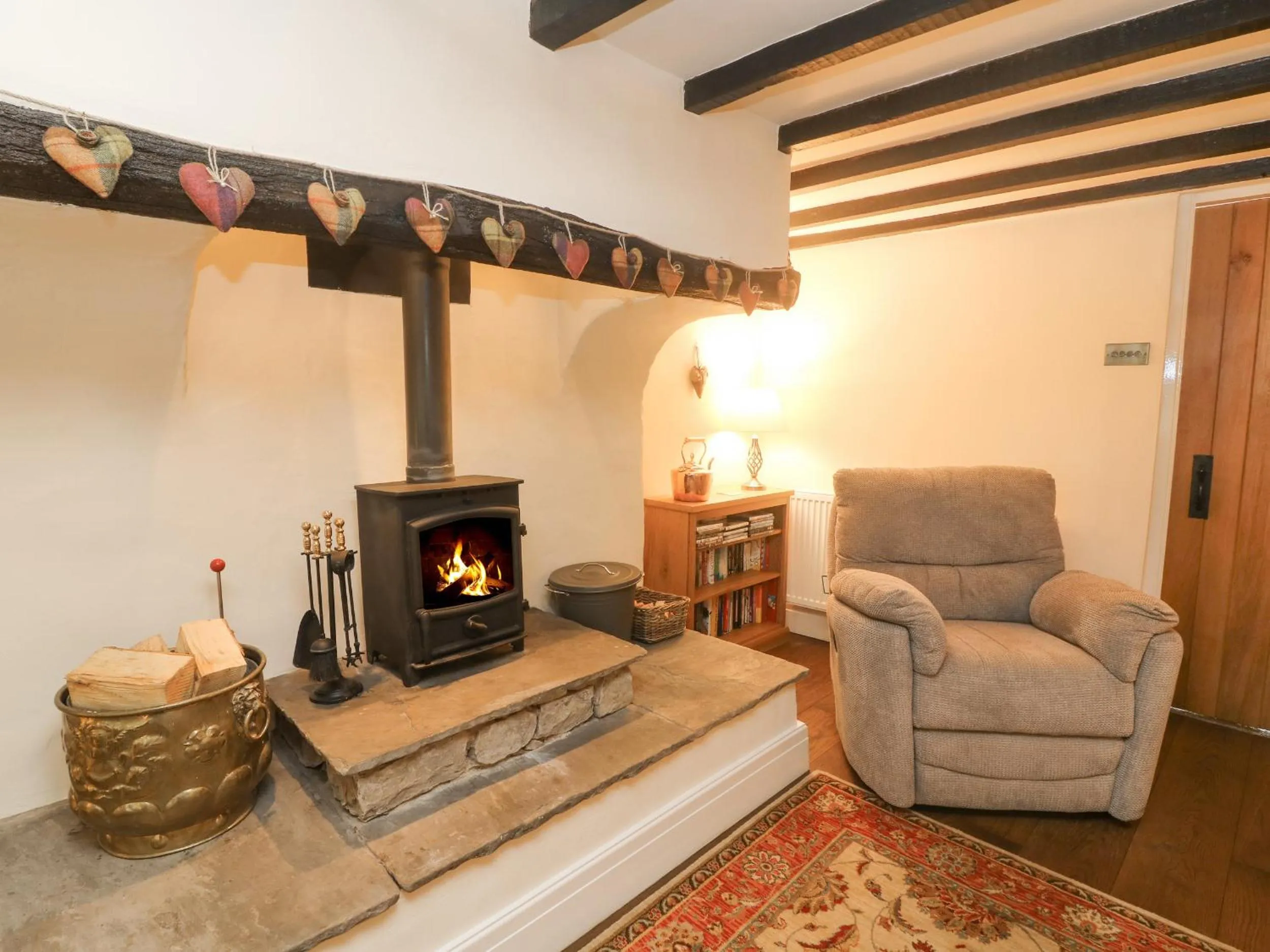 2 Storrs Cottages
