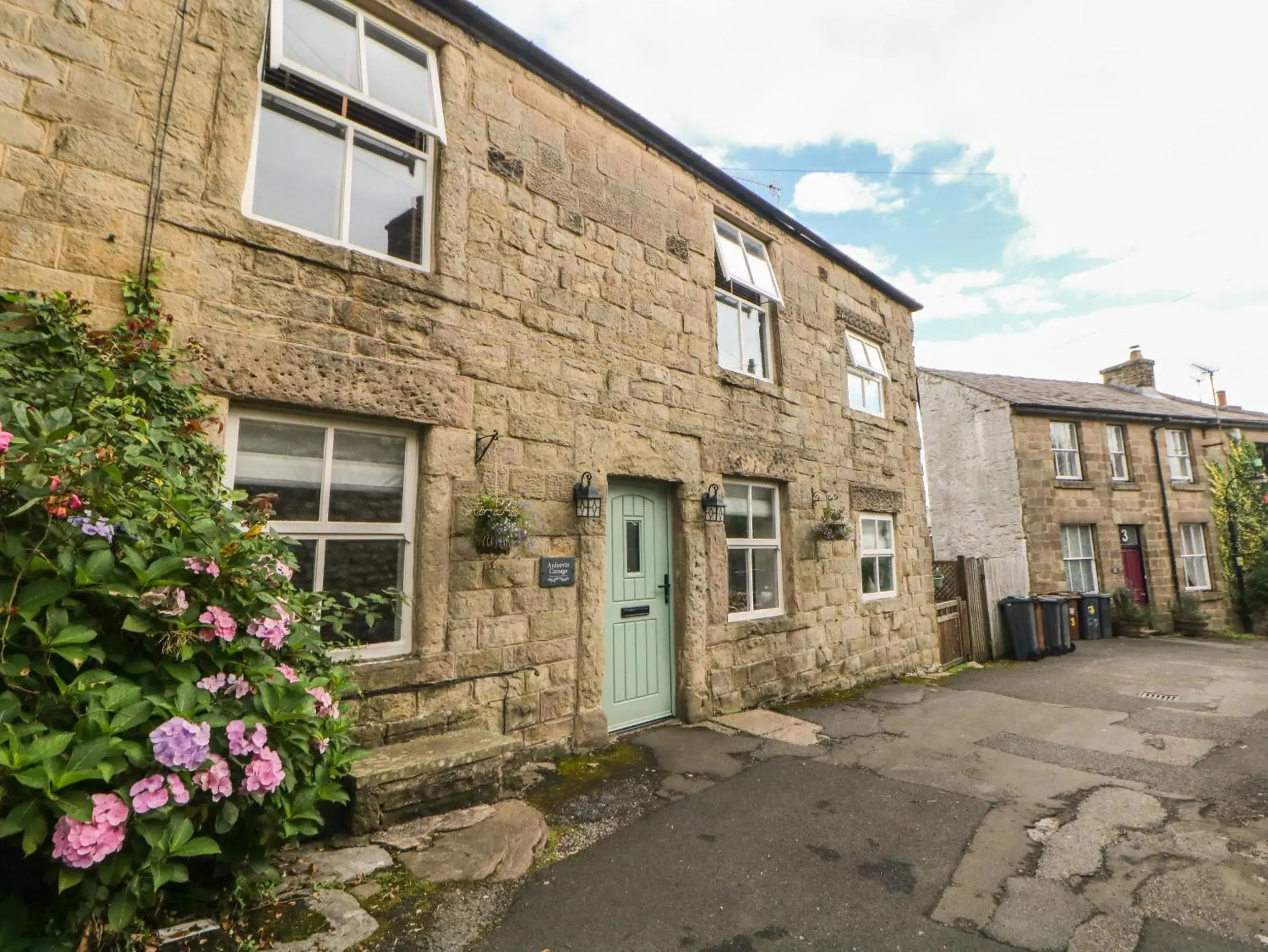 Ardeevin Cottage Ardeevin Cottage