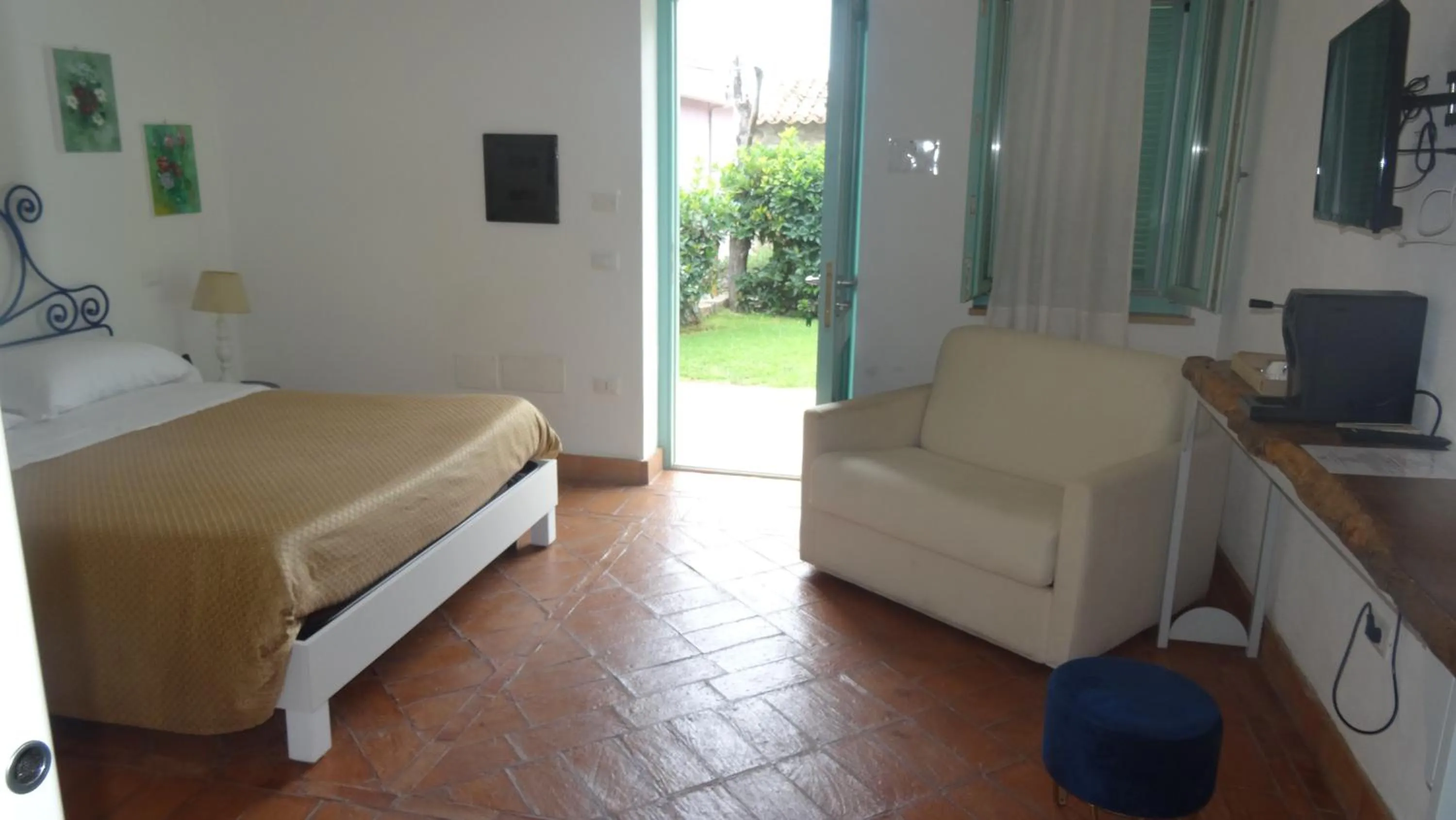 Bedroom, Bed in Borgo Rosso di Sera - Resort Country Chic