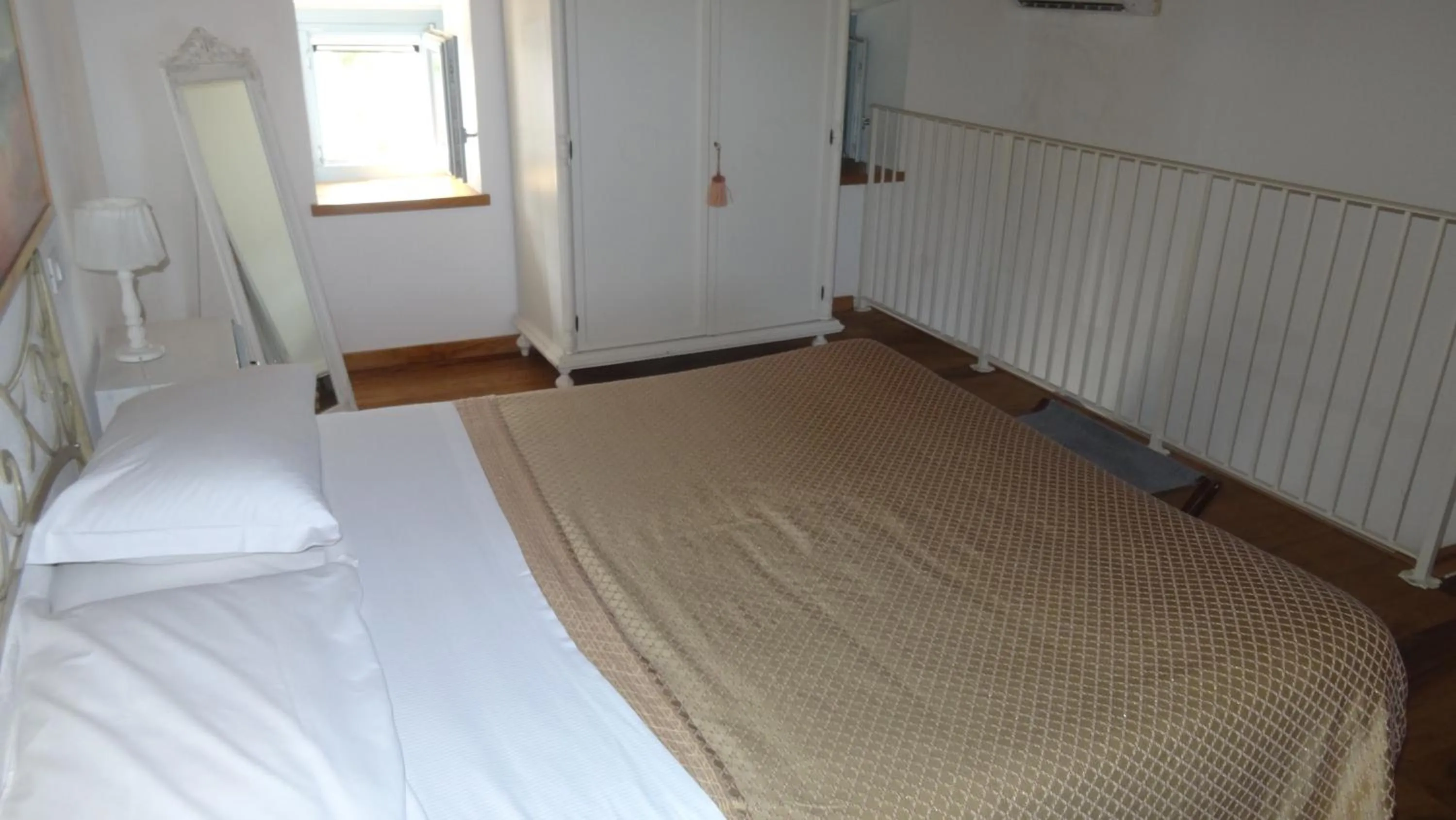 Bedroom, Bed in Borgo Rosso di Sera - Resort Country Chic