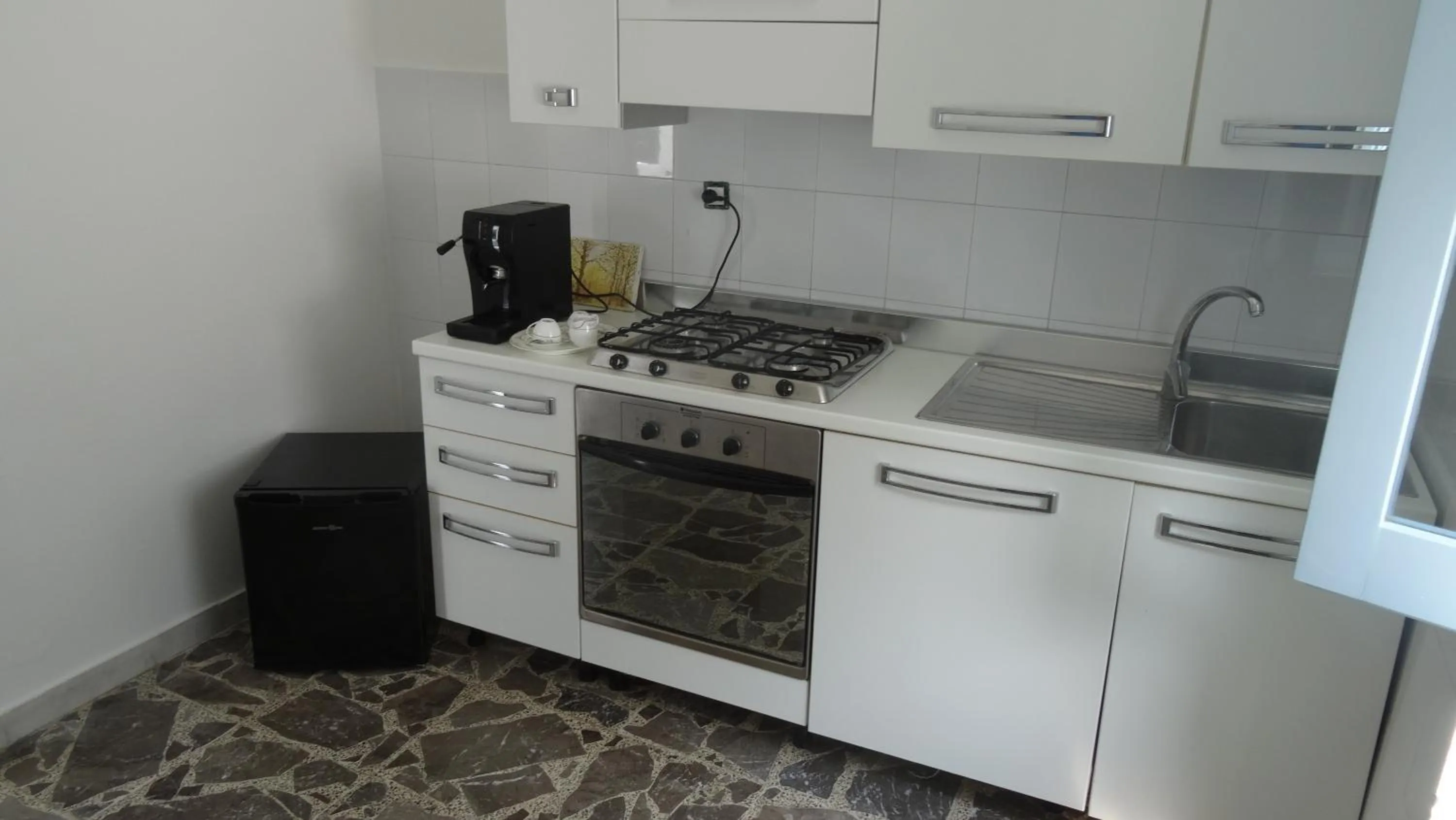 Kitchen or kitchenette in Borgo Rosso di Sera - Resort Country Chic