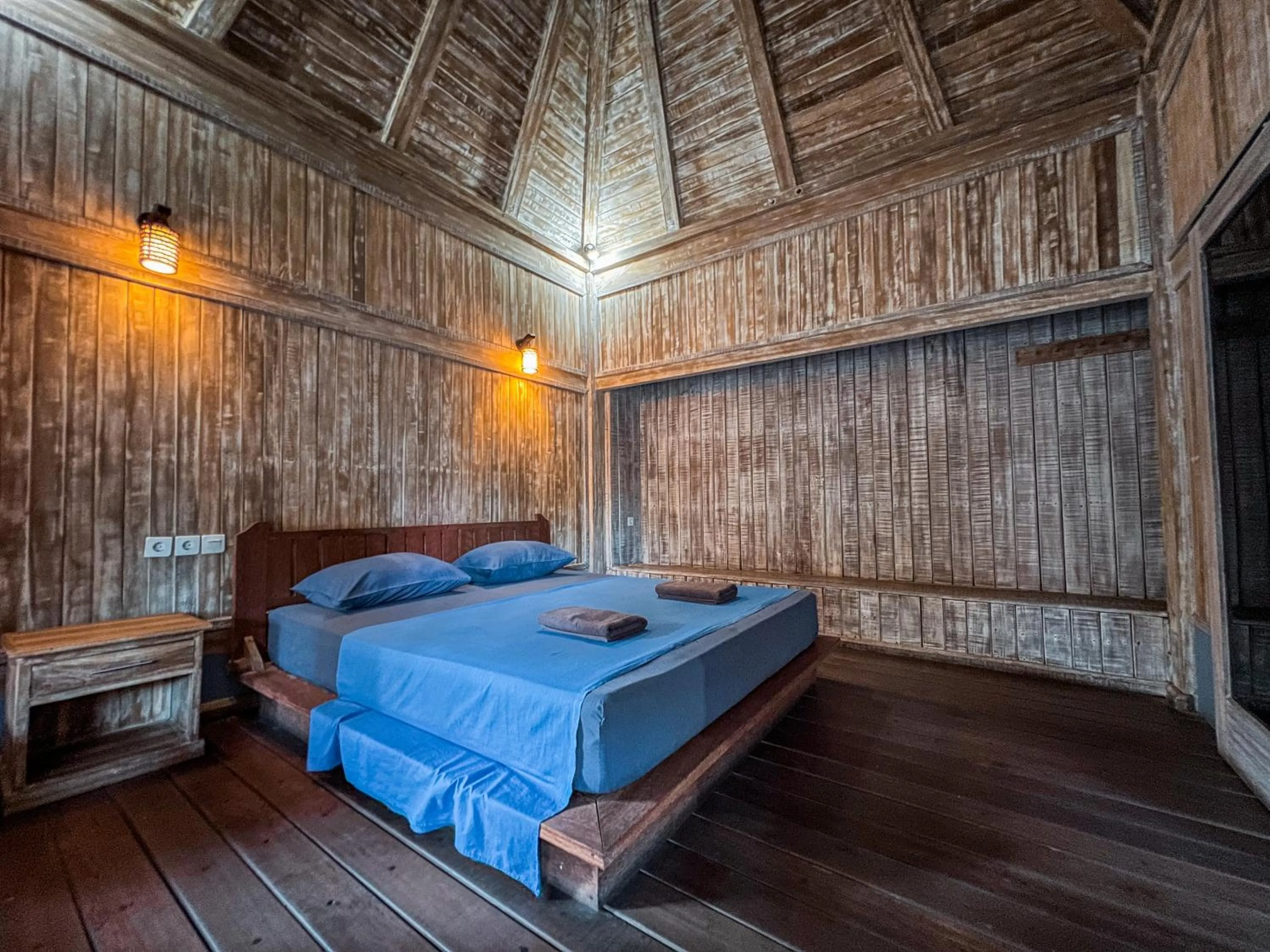 Bed in Coconut Dream