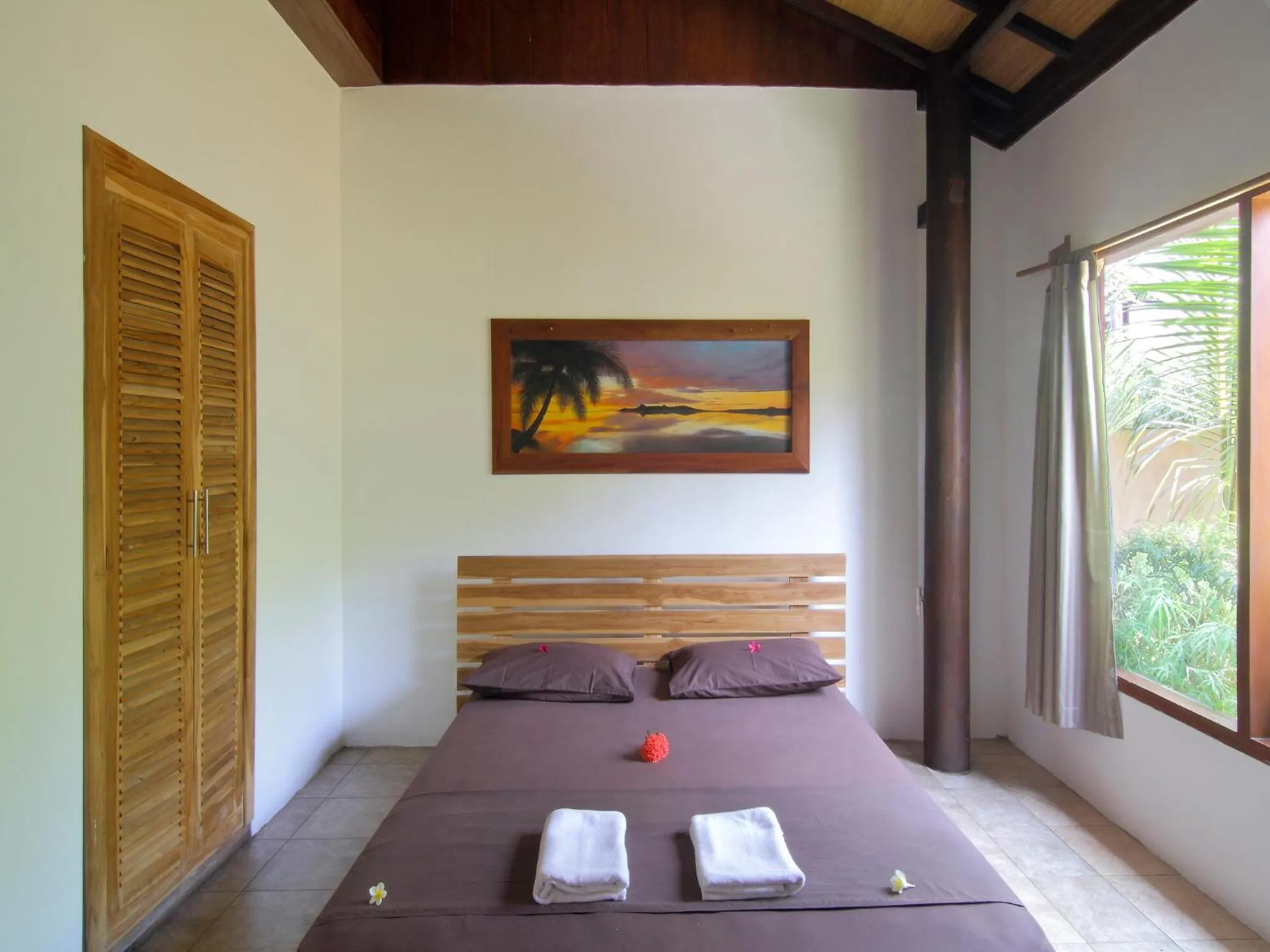 Photo of the whole room, Bed in Coconut Dream