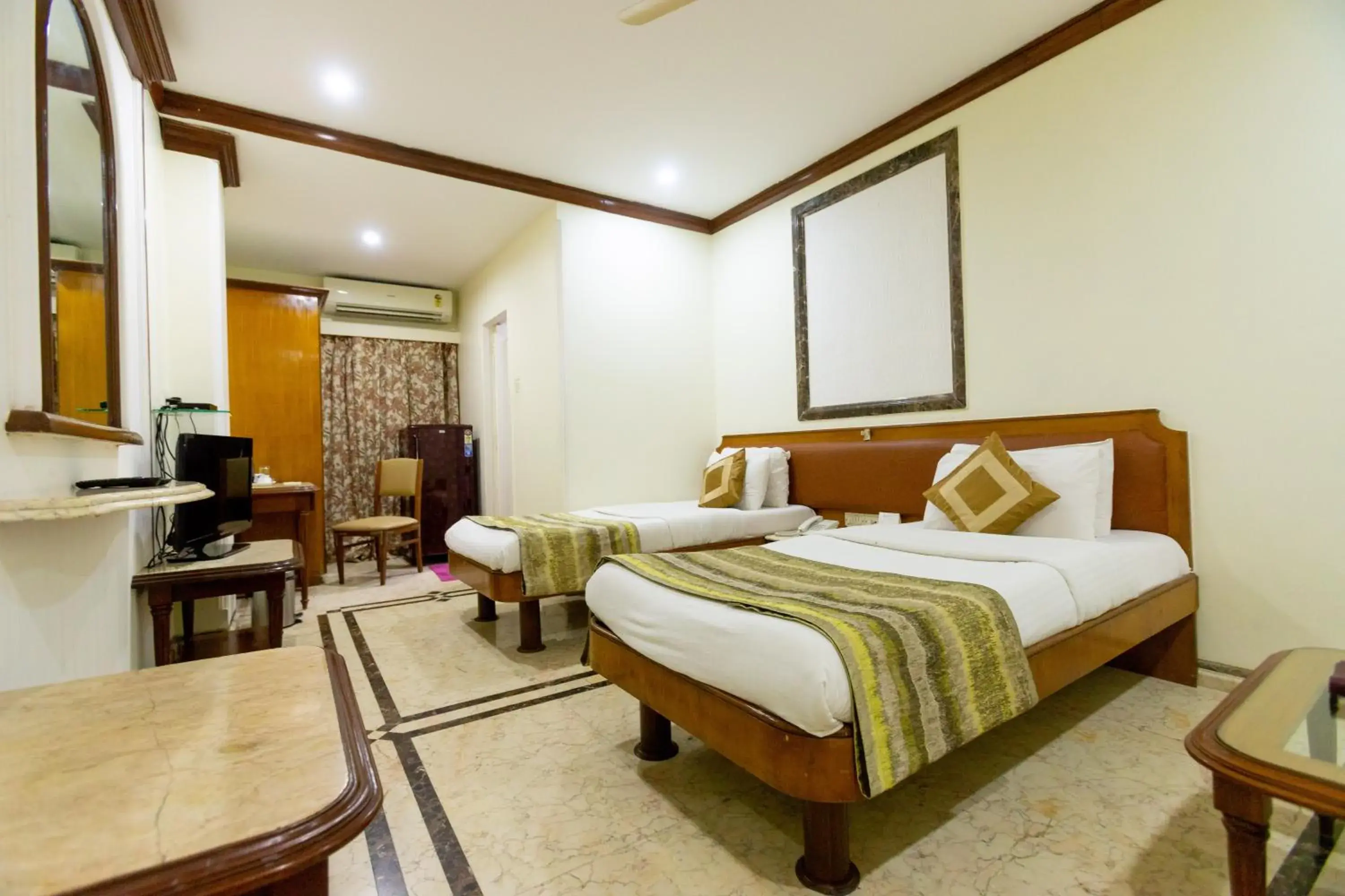 Bed in Garden Hotel Bed in Garden Hotel