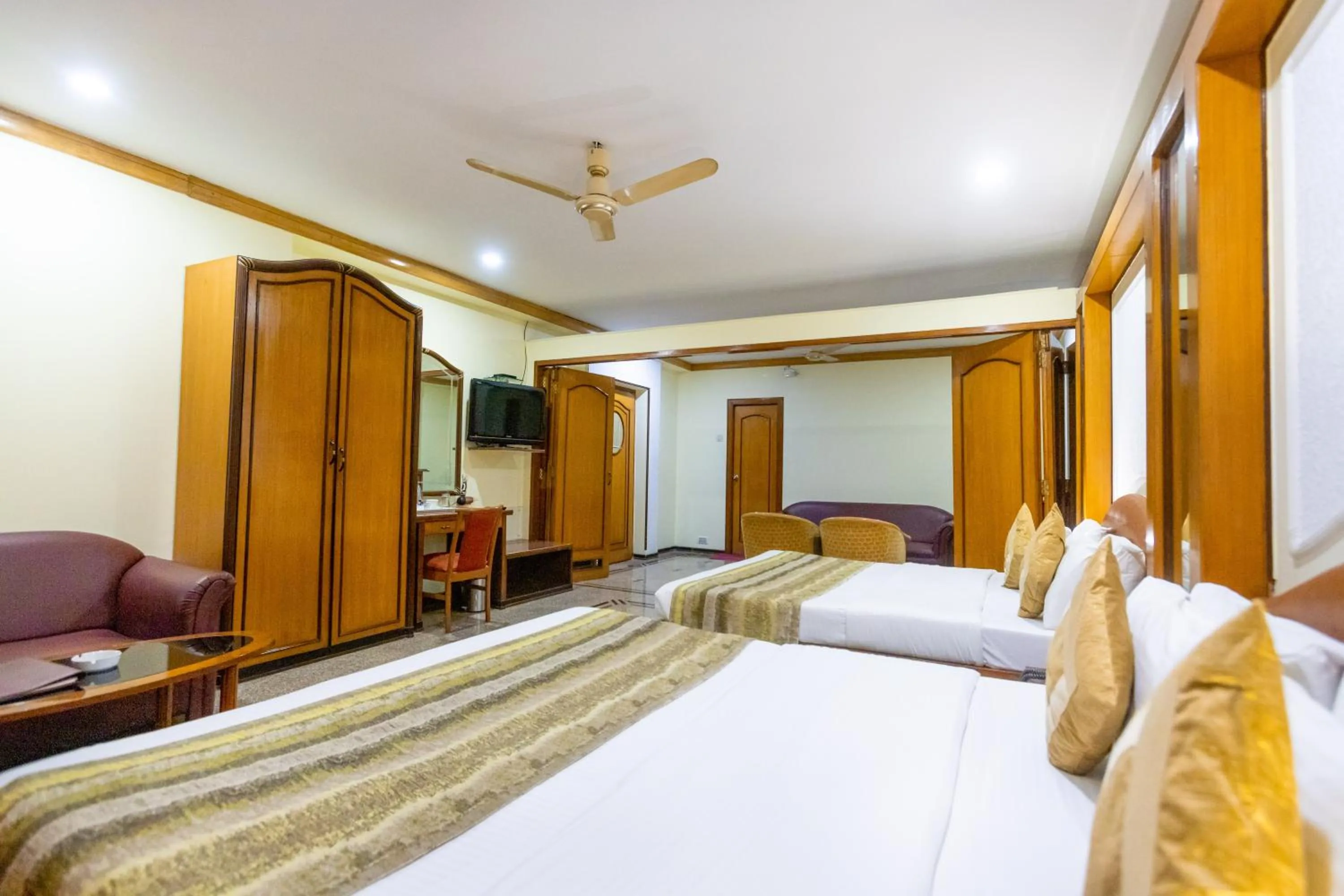 Photo of the whole room, Bed in Garden Hotel