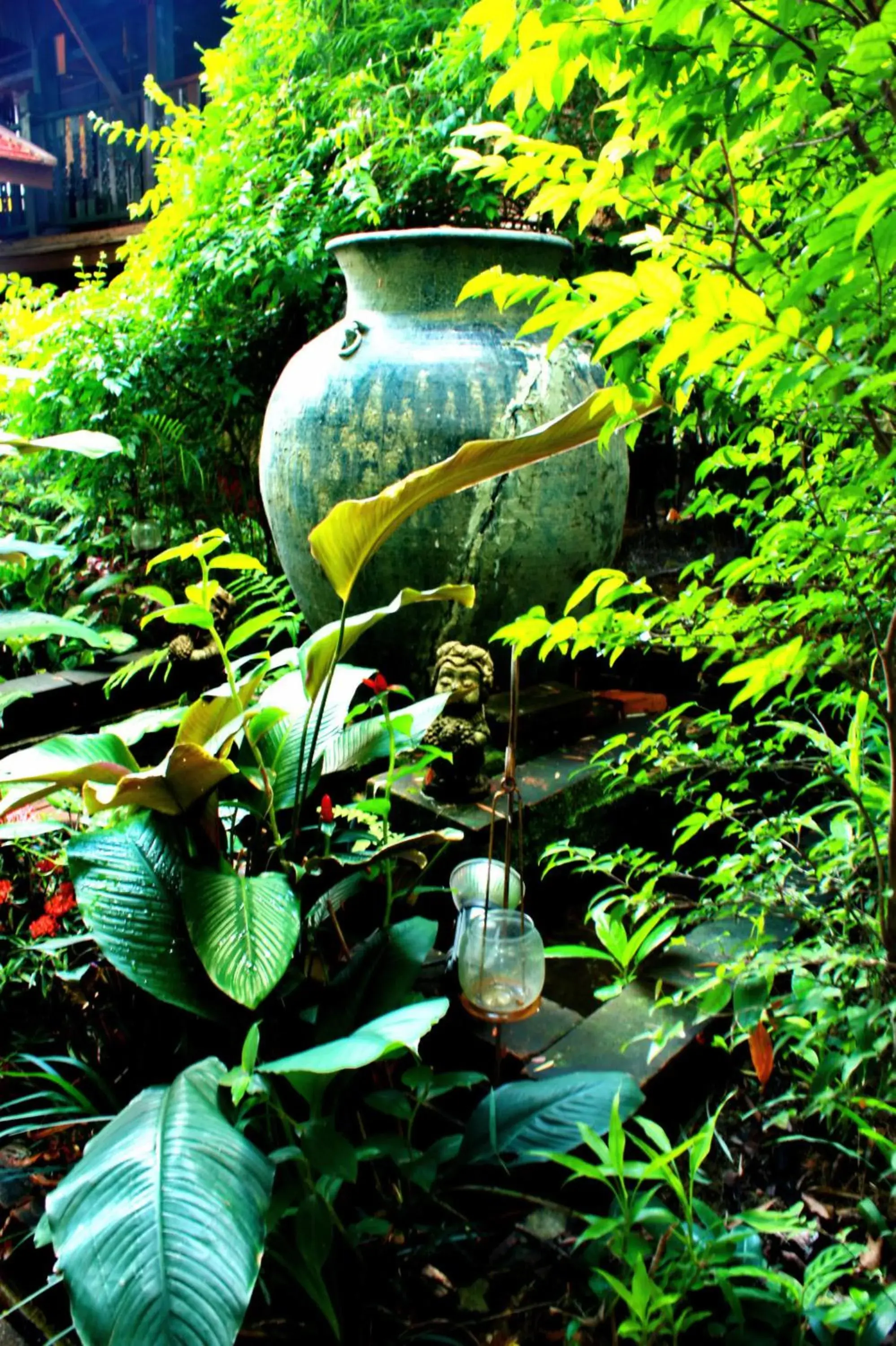 Property building in Club One Seven Gaymen Chiang Mai Property building in Club One Seven Gaymen Chiang Mai