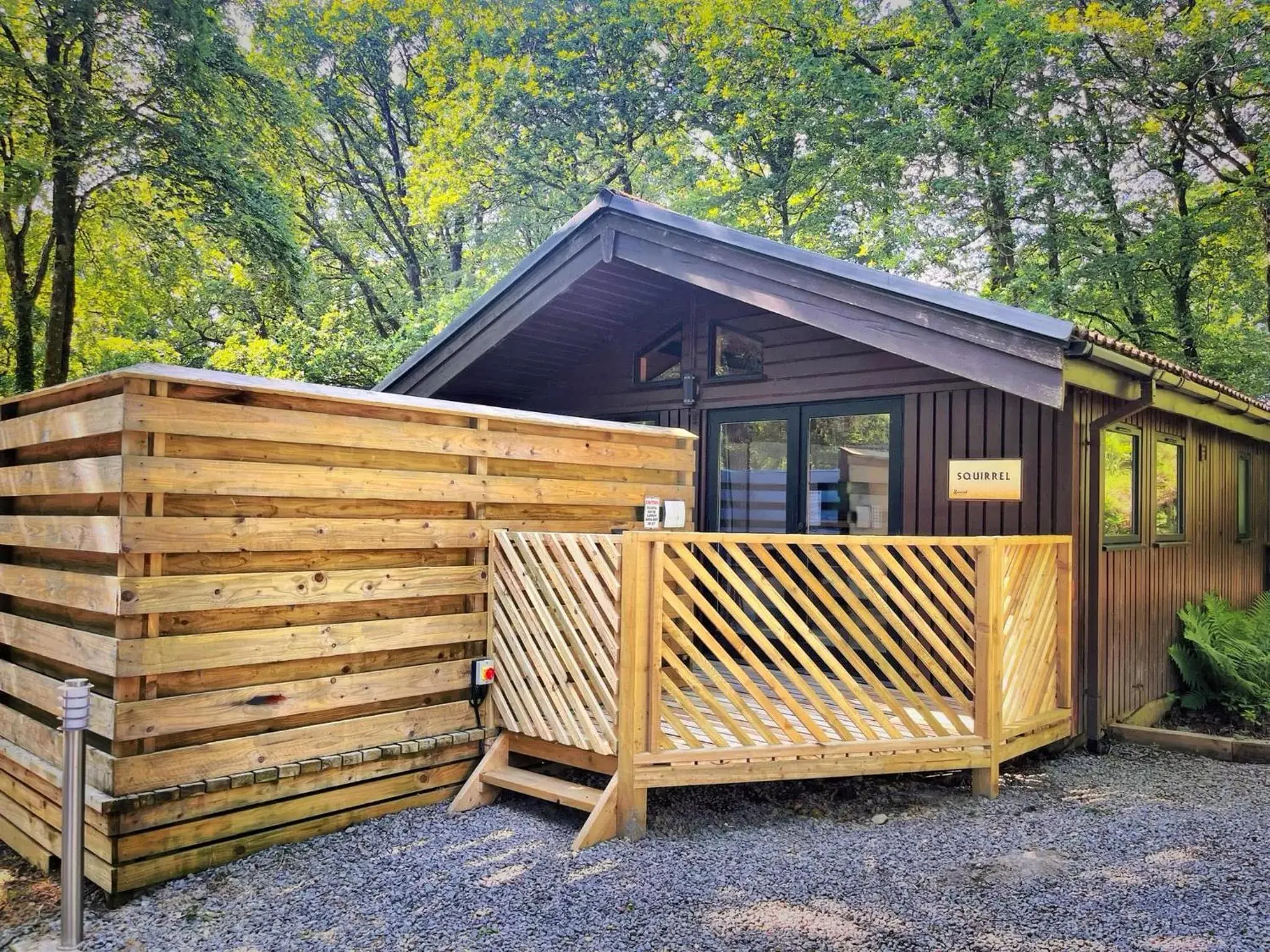 The Squirrel Lodge - Hot Tub - Pet Friendly - Pembrokeshire-Tenby The Squirrel Lodge - Hot Tub - Pet Friendly - Pembrokeshire-Tenby