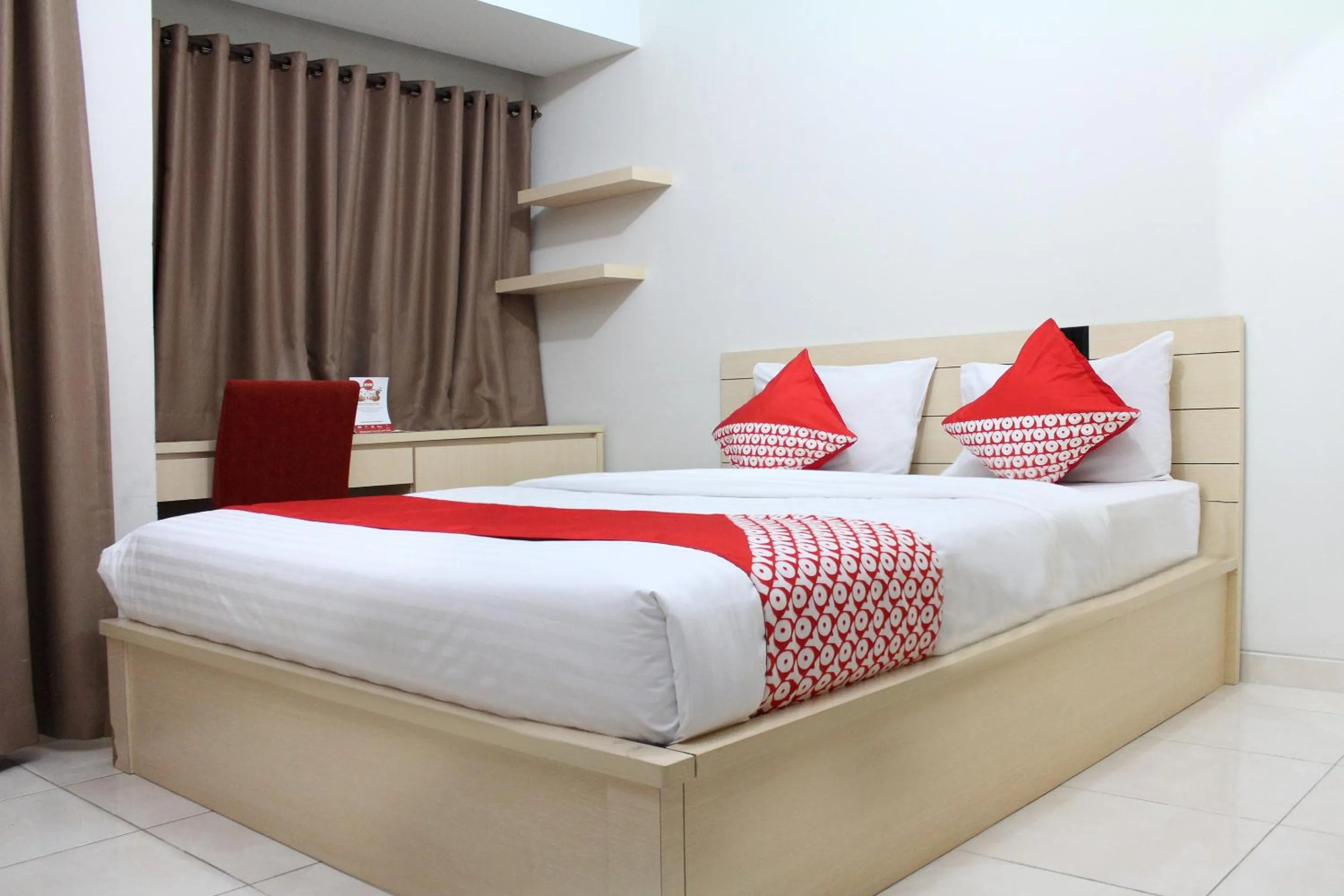 Bedroom in OYO 266 Margonda Residence 5