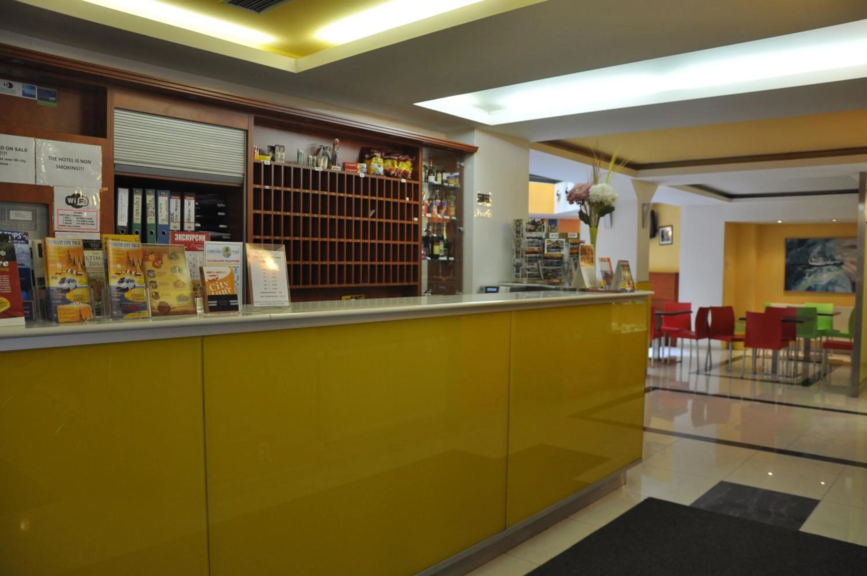 Lobby or reception in City Central De Luxe