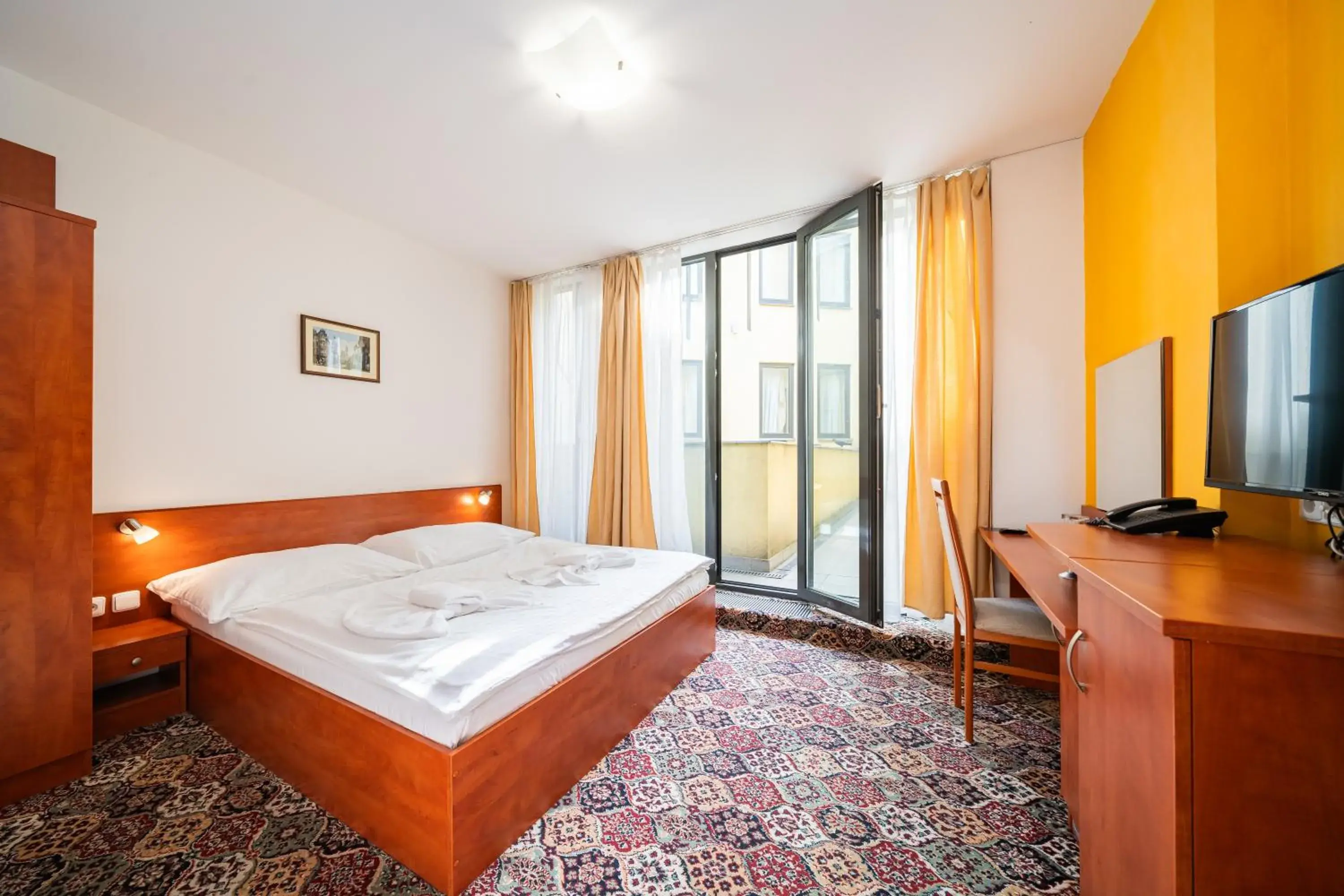 Bed in City Central De Luxe Bed in City Central De Luxe