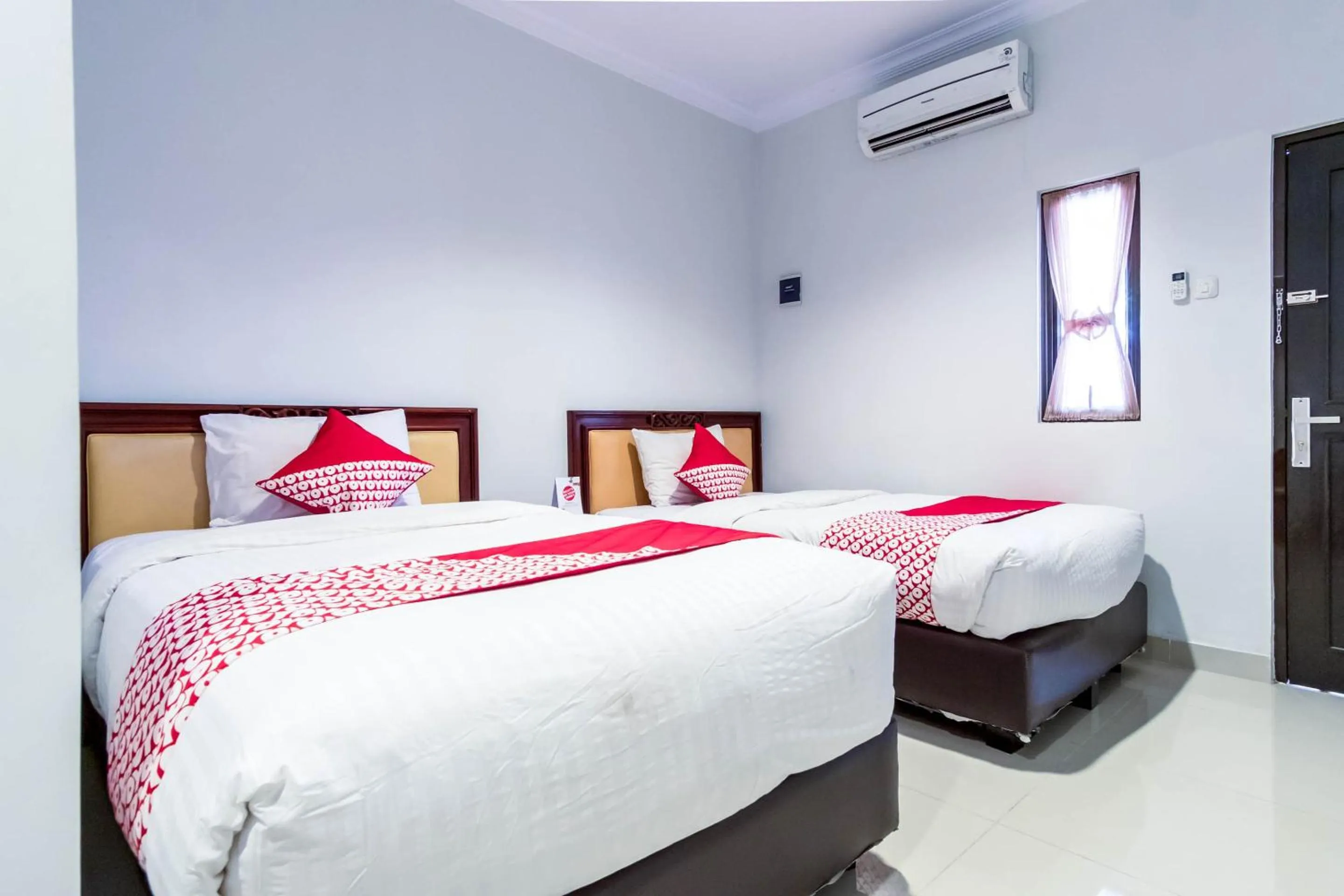 Bedroom, Bed in Hotel O Helvetia Residence