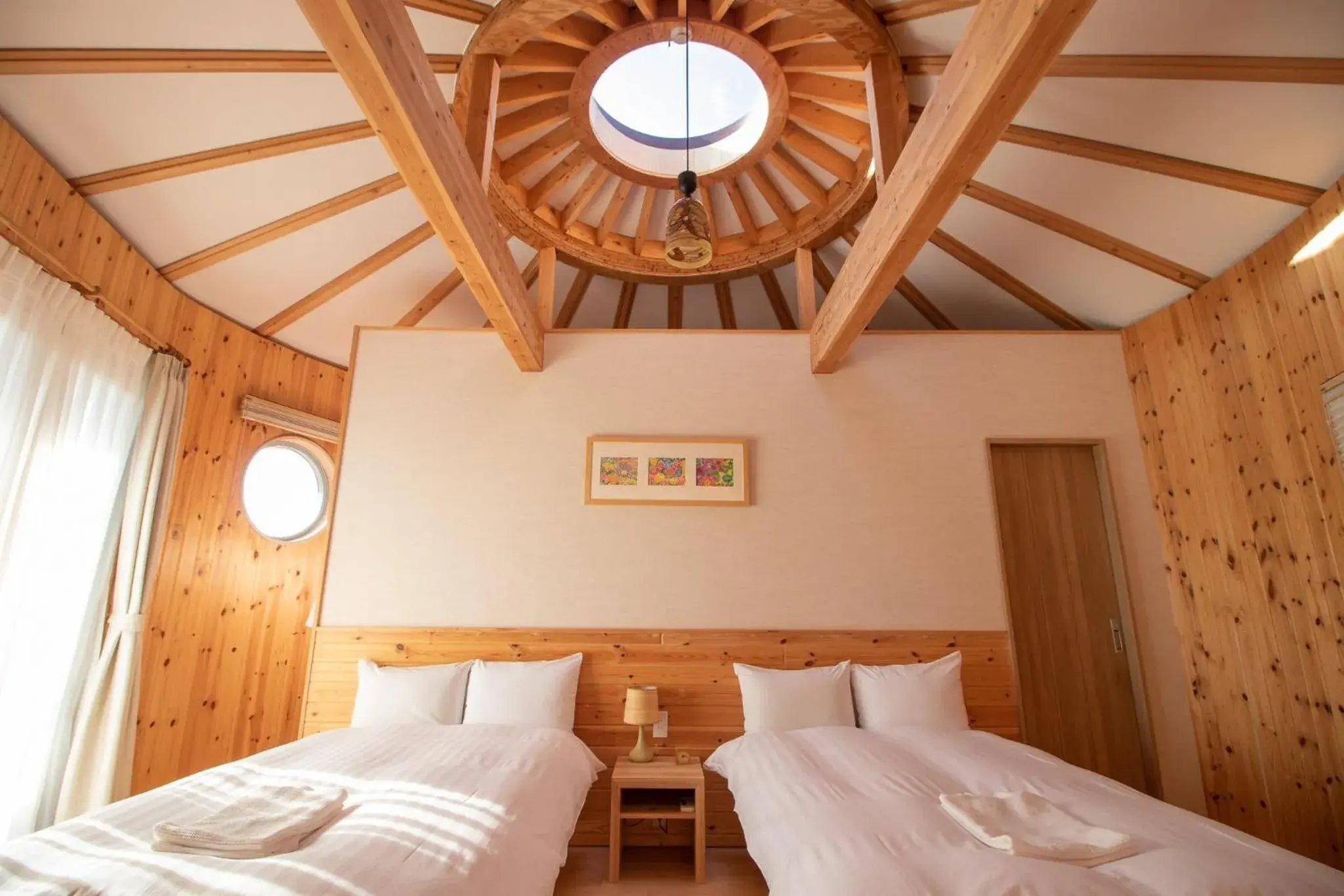 Photo of the whole room, Bed in GRAND CHARIOT Hokutoshichisei 135° Photo of the whole room, Bed in GRAND CHARIOT Hokutoshichisei 135°