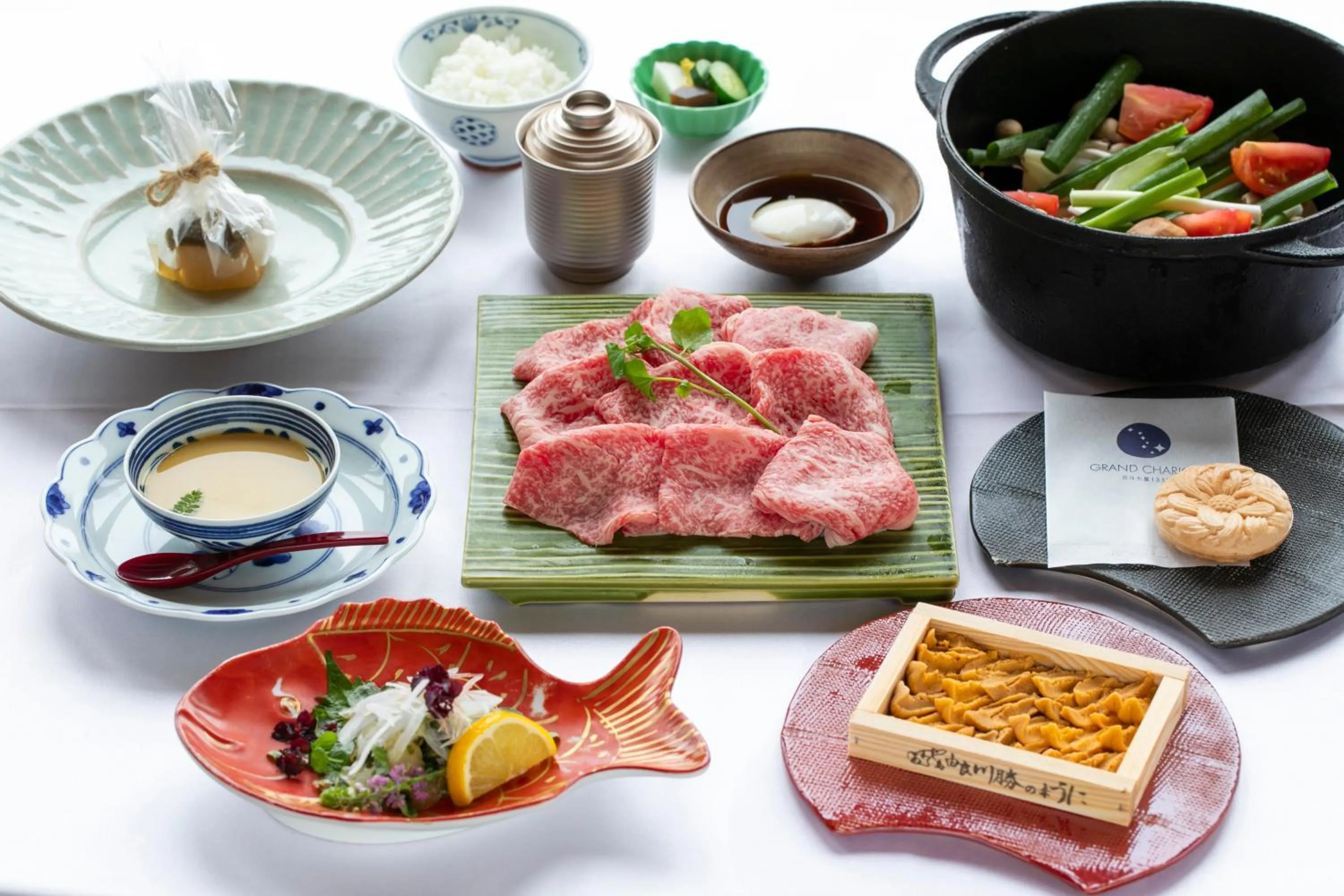 Food in GRAND CHARIOT Hokutoshichisei 135°