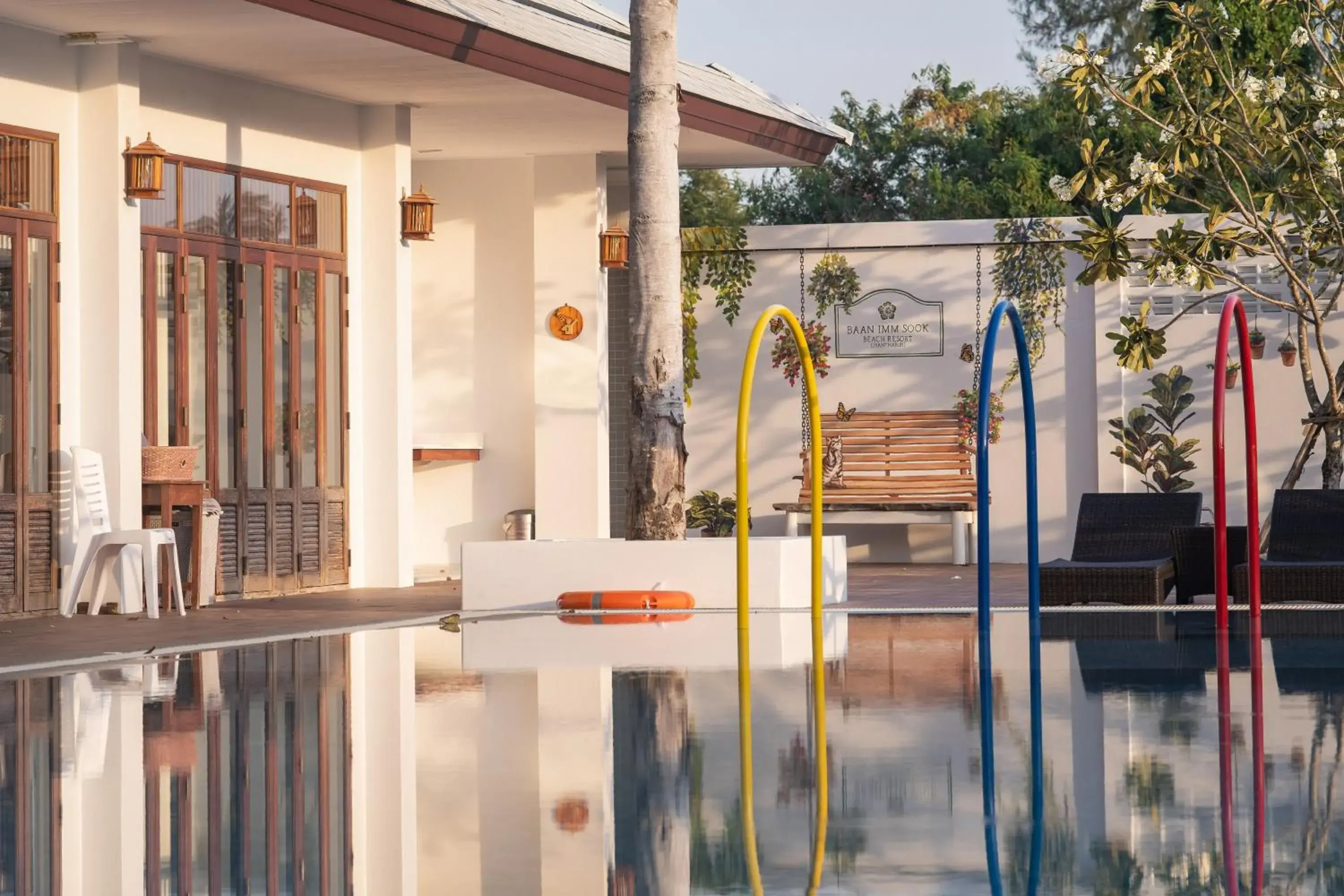 Pool view in Baan Pun Sook Resort Pool view in Baan Pun Sook Resort