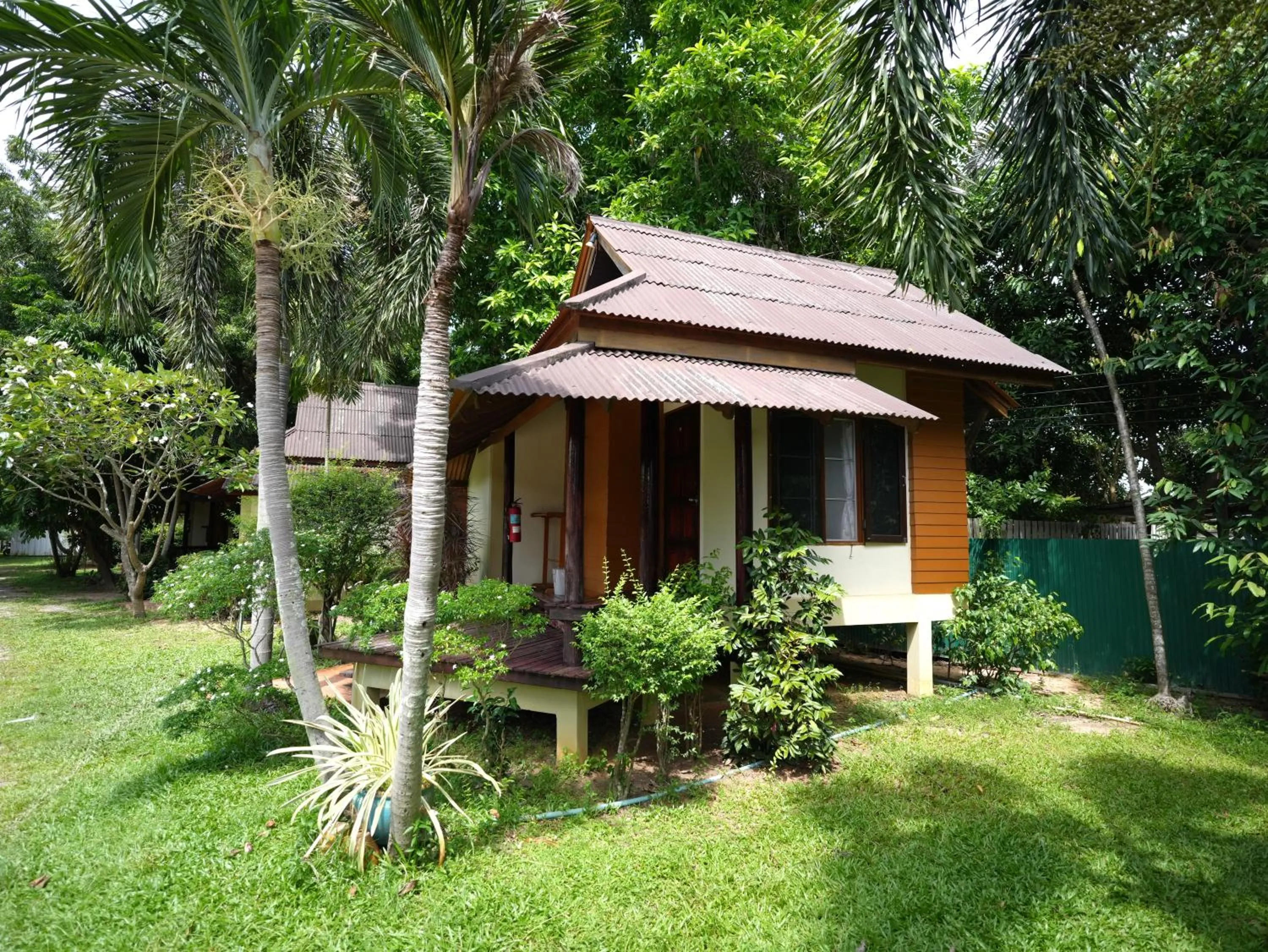 Property building in Baan Pun Sook Resort